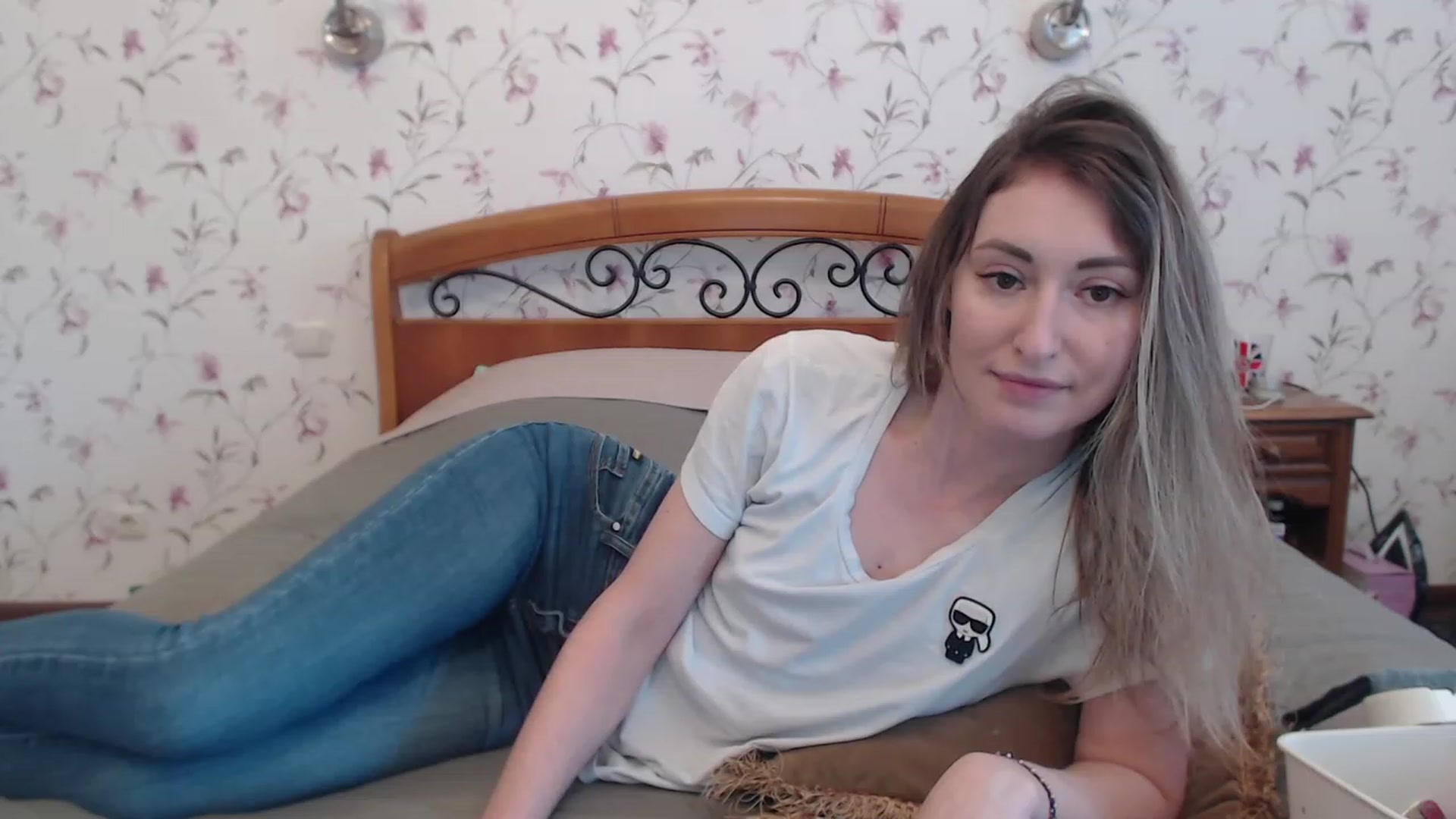 Gallery image thumbnail from Veronica_4u's myfreecams stream on, 03/21/2023, 13:52 image 18 of 20