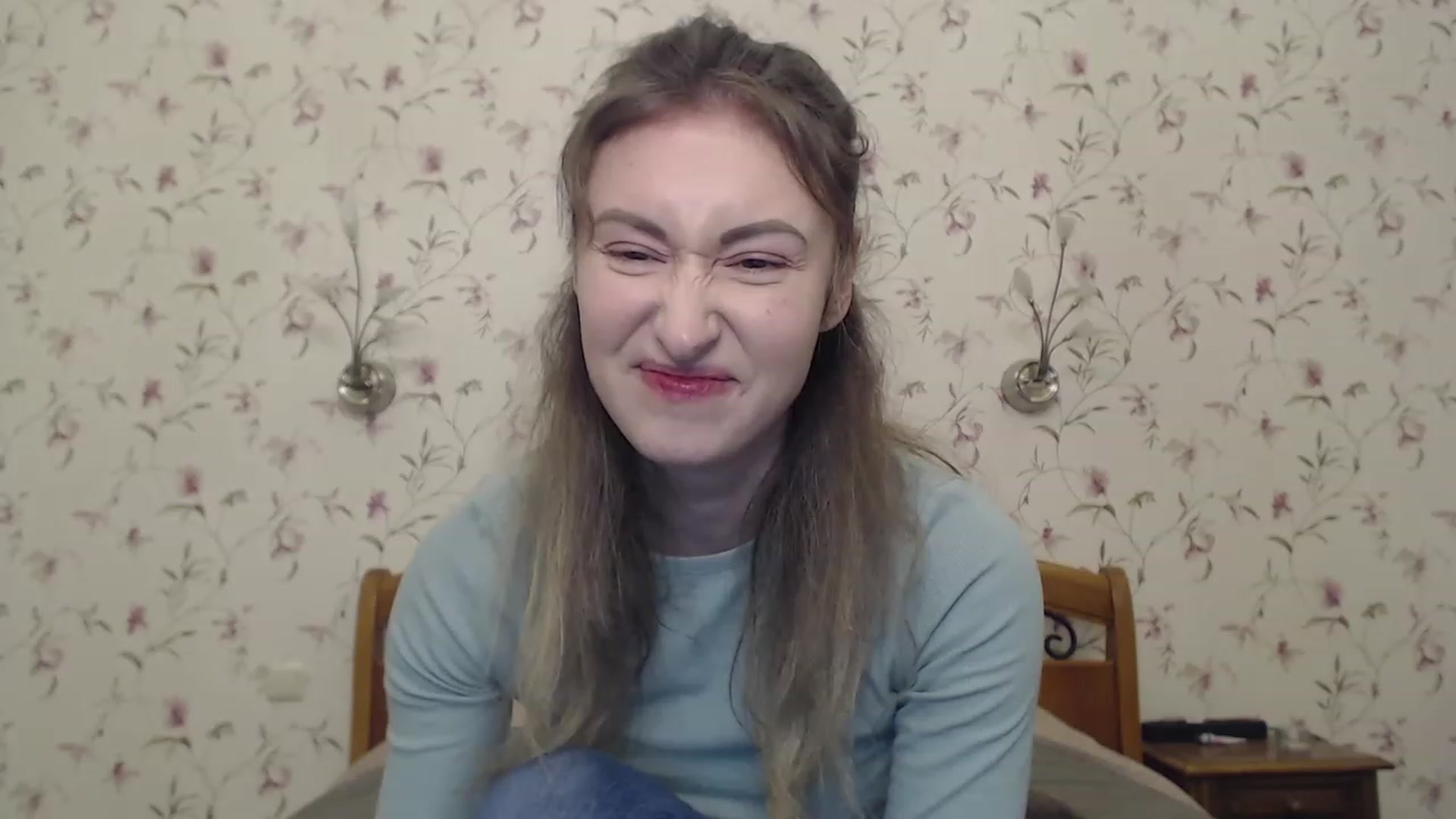 Gallery image thumbnail from Veronica_4u's myfreecams stream on, 03/25/2023, 18:11 image 12 of 20