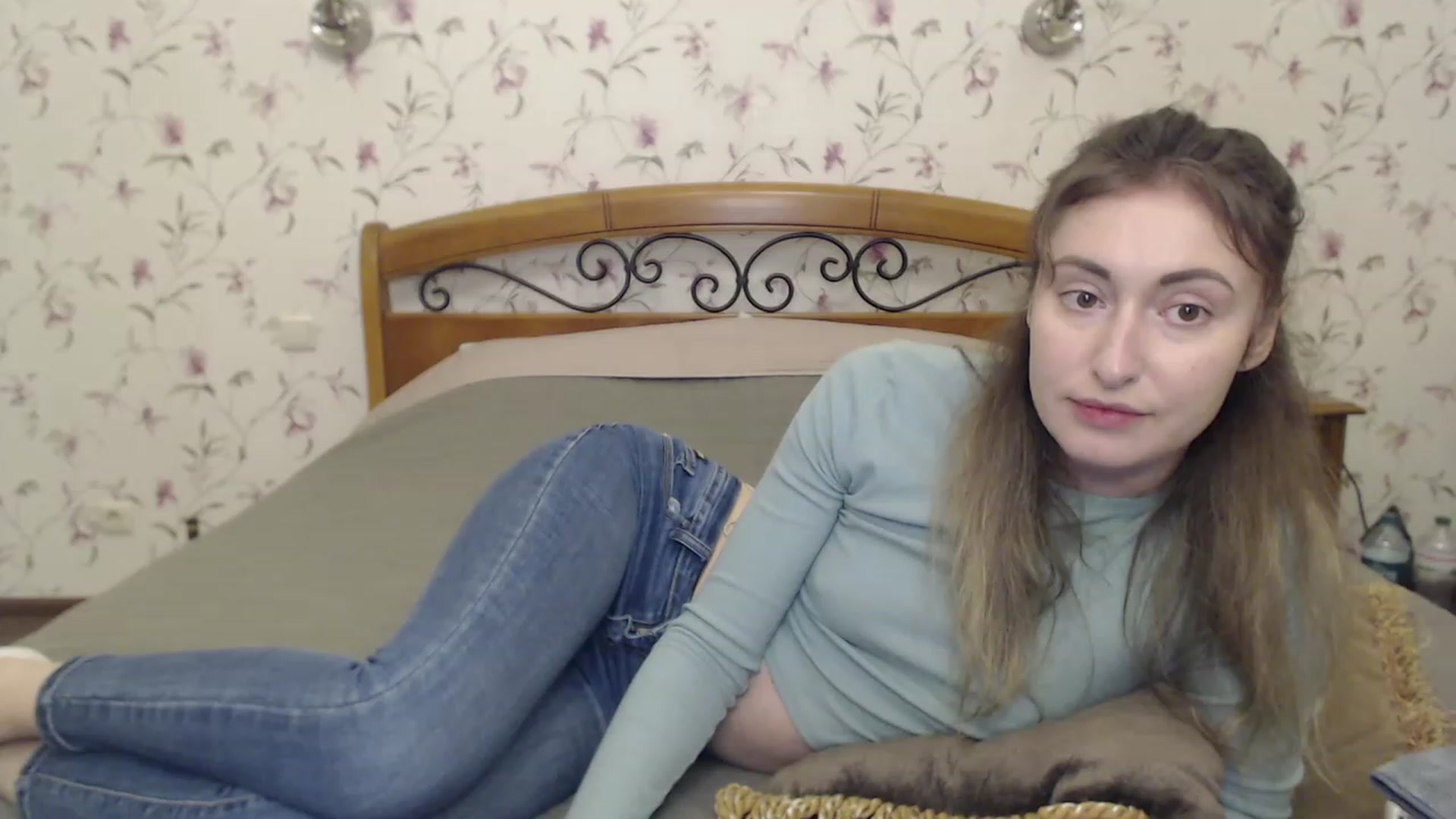 Gallery image thumbnail from Veronica_4u's myfreecams stream on, 03/25/2023, 18:21 image 16 of 20
