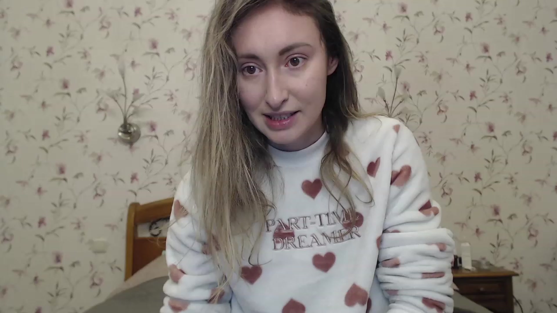 Gallery image thumbnail from Veronica_4u's myfreecams stream on, 03/27/2023, 18:08 image 8 of 20