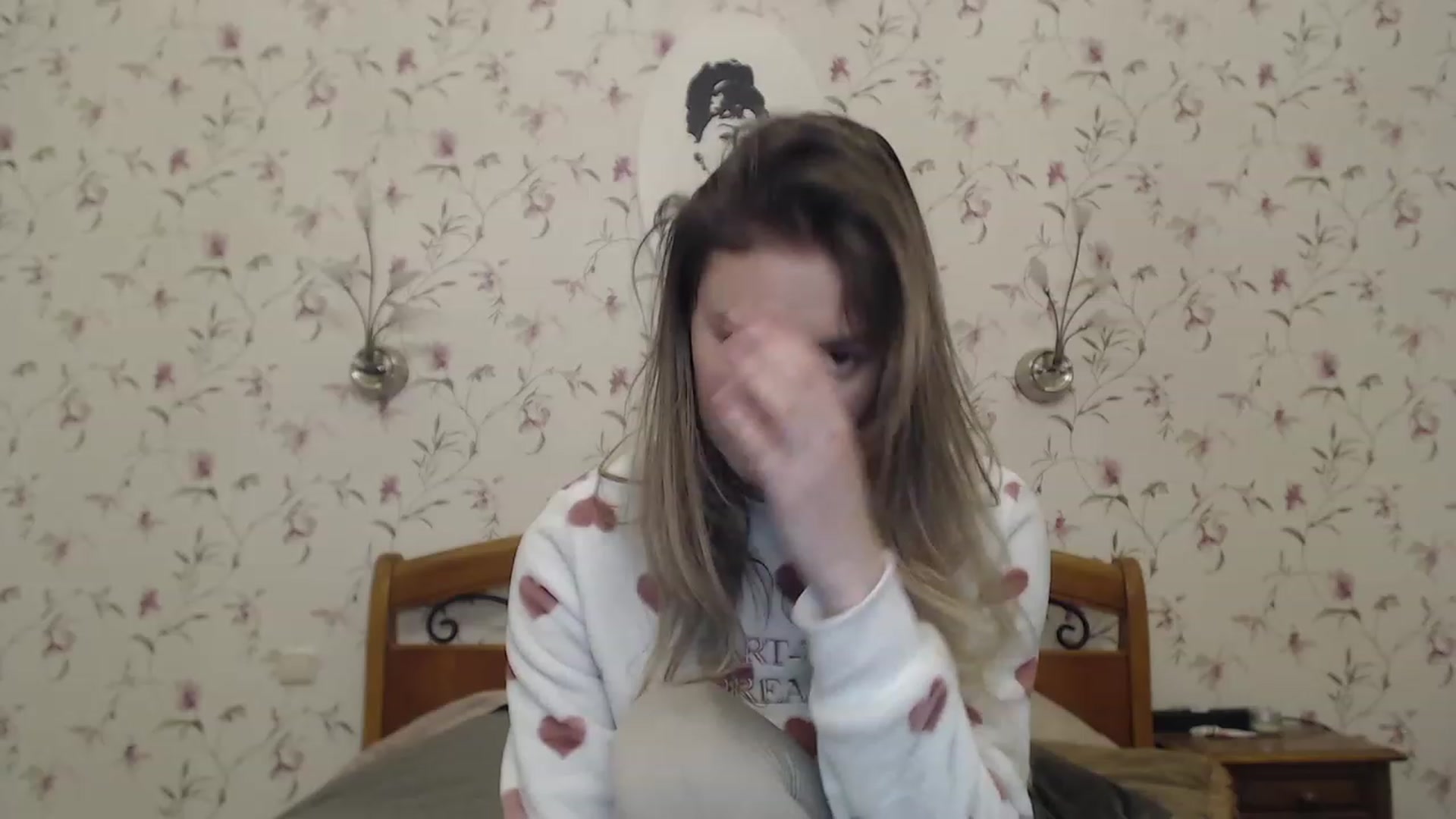Gallery image thumbnail from Veronica_4u's myfreecams stream on, 03/28/2023, 17:05 image 13 of 20