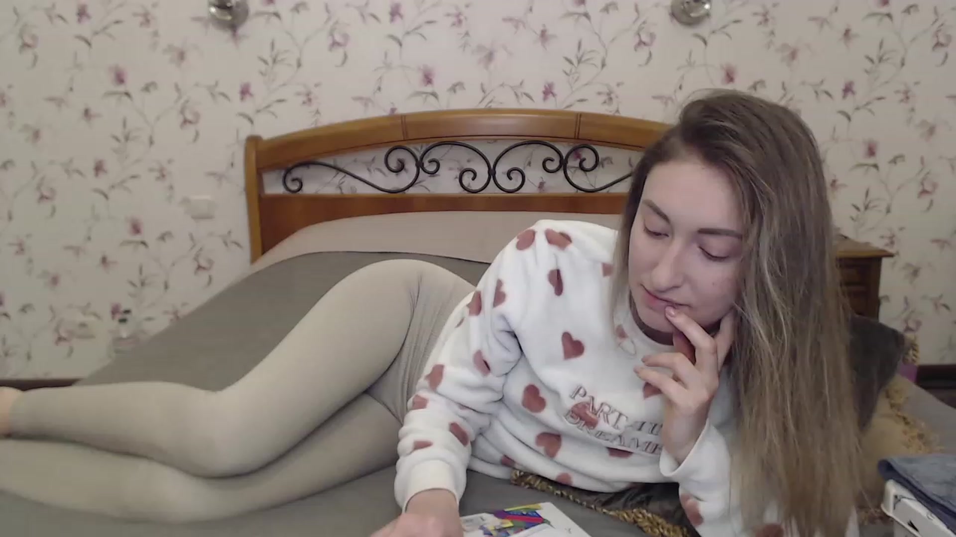 Gallery image thumbnail from Veronica_4u's myfreecams stream on, 03/30/2023, 16:29 image 8 of 20