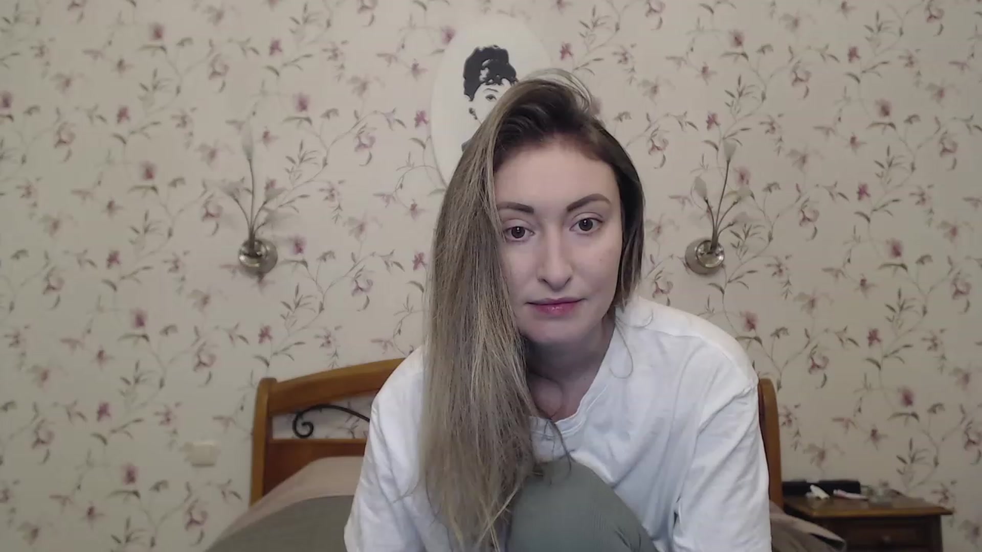 Gallery image thumbnail from Veronica_4u's myfreecams stream on, 03/31/2023, 18:07 image 3 of 20