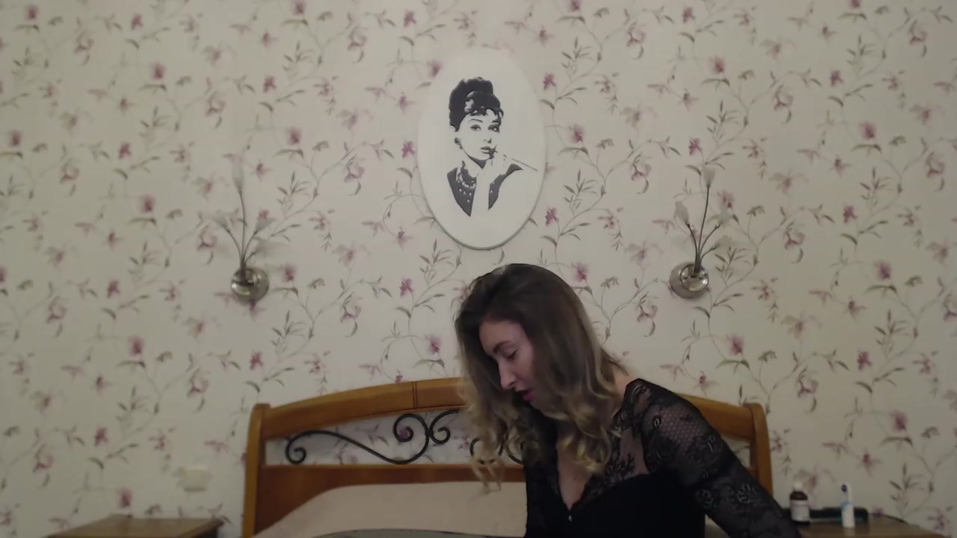 Gallery image thumbnail from Veronica_4u's myfreecams stream on, 04/20/2023, 17:33 image 14 of 20