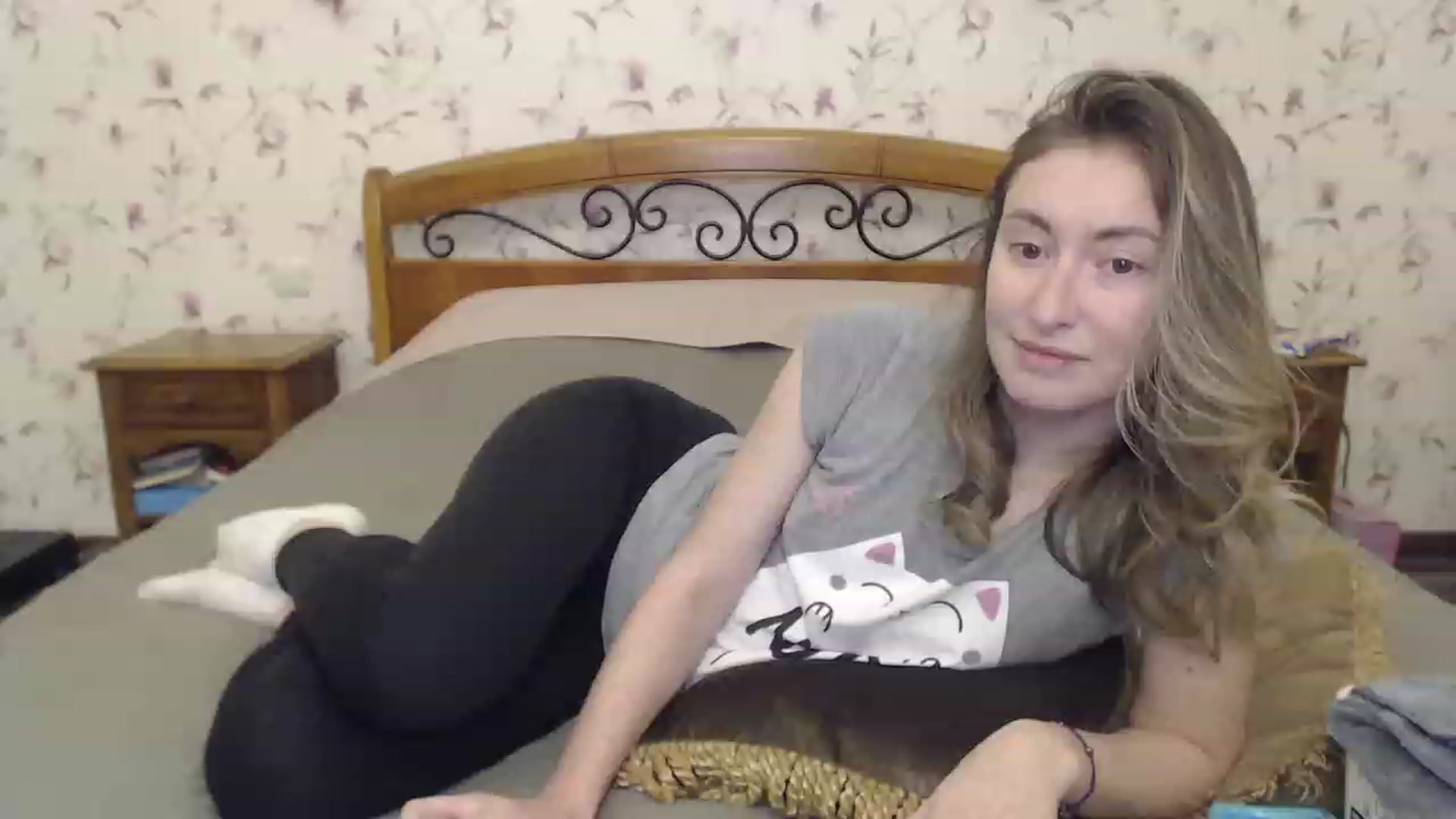 Gallery image thumbnail from Veronica_4u's myfreecams stream on, 04/21/2023, 17:19 image 7 of 20