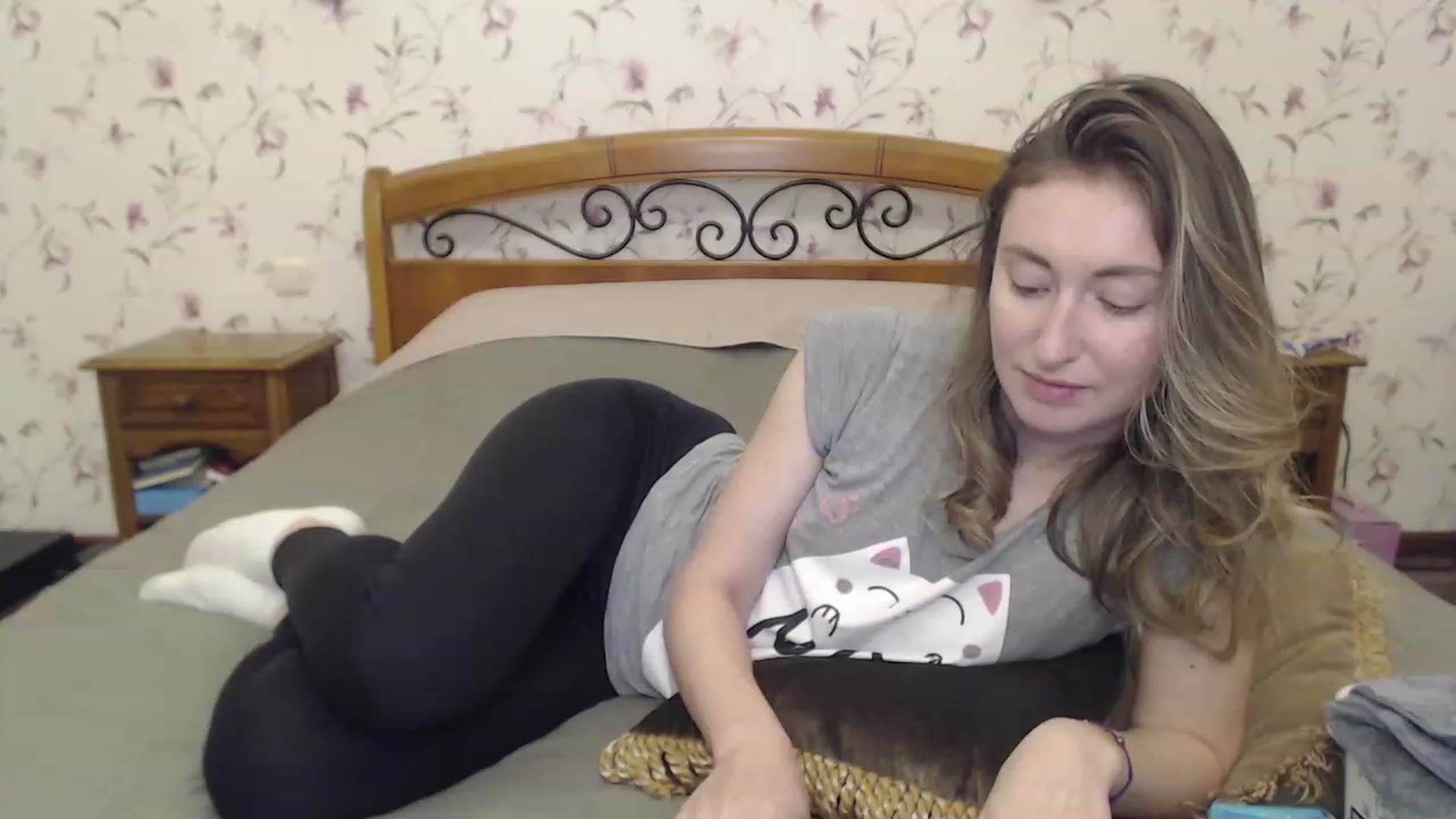 Gallery image thumbnail from Veronica_4u's myfreecams stream on, 04/21/2023, 17:19 image 9 of 20