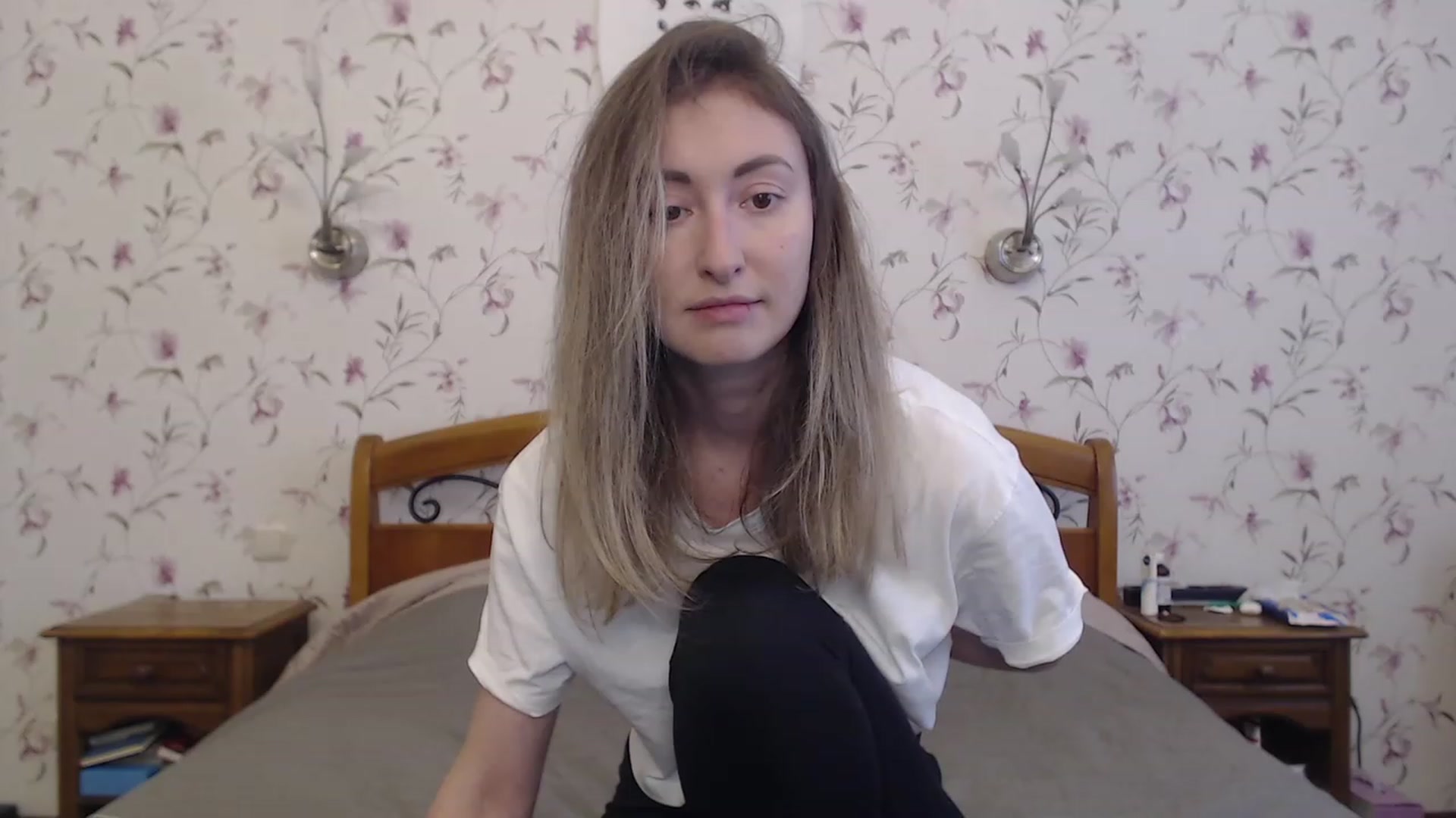 Gallery image thumbnail from Veronica_4u's myfreecams stream on, 04/23/2023, 14:00 image 4 of 20