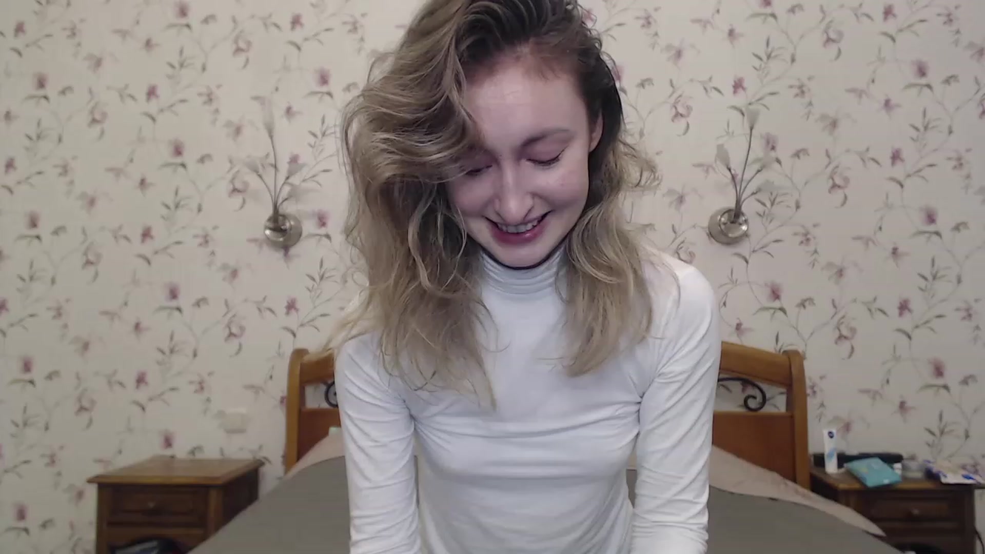 Gallery image thumbnail from Veronica_4u's myfreecams stream on, 04/28/2023, 16:03 image 1 of 20