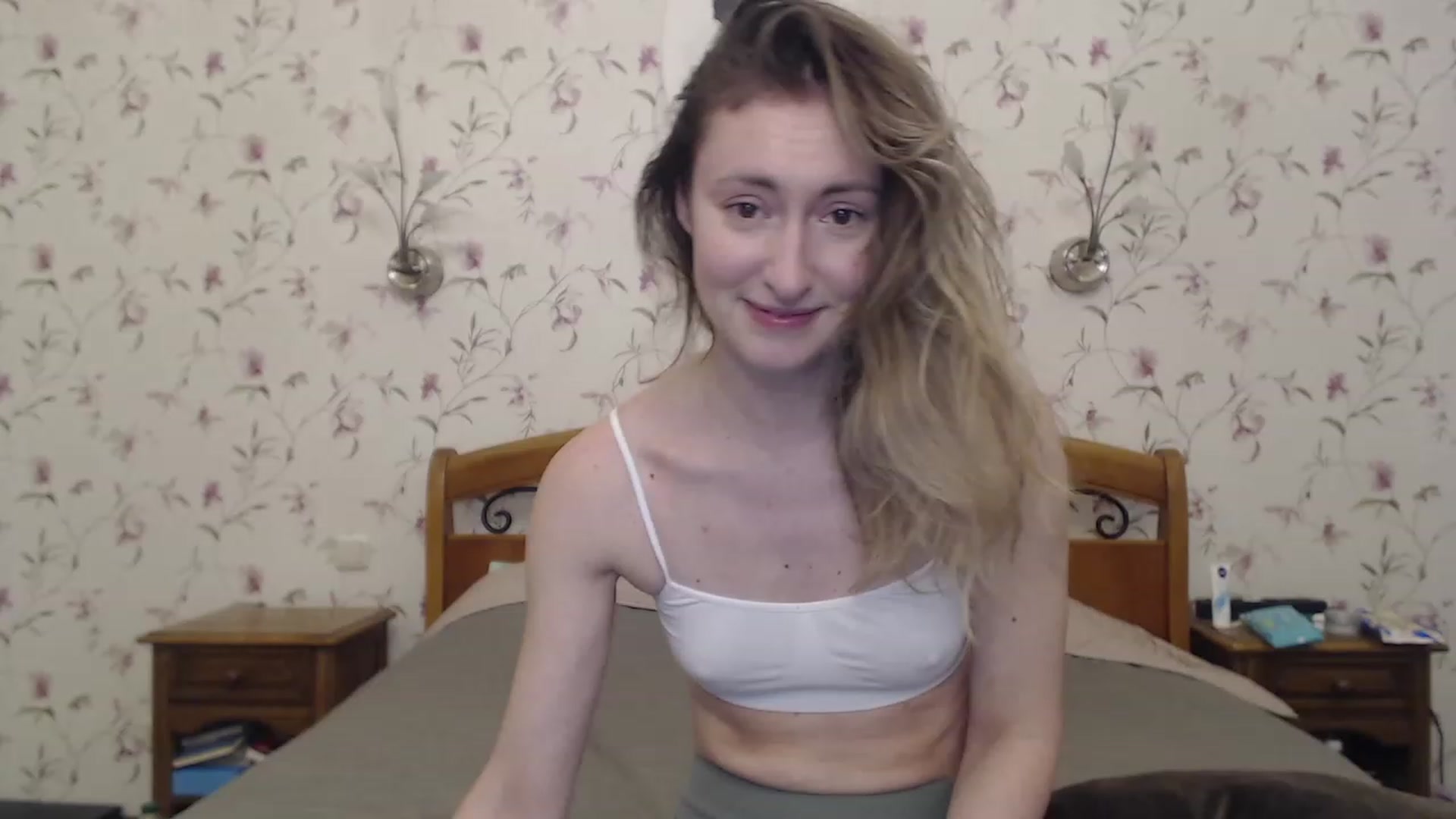 Gallery image thumbnail from Veronica_4u's myfreecams stream on, 04/28/2023, 16:03 image 20 of 20