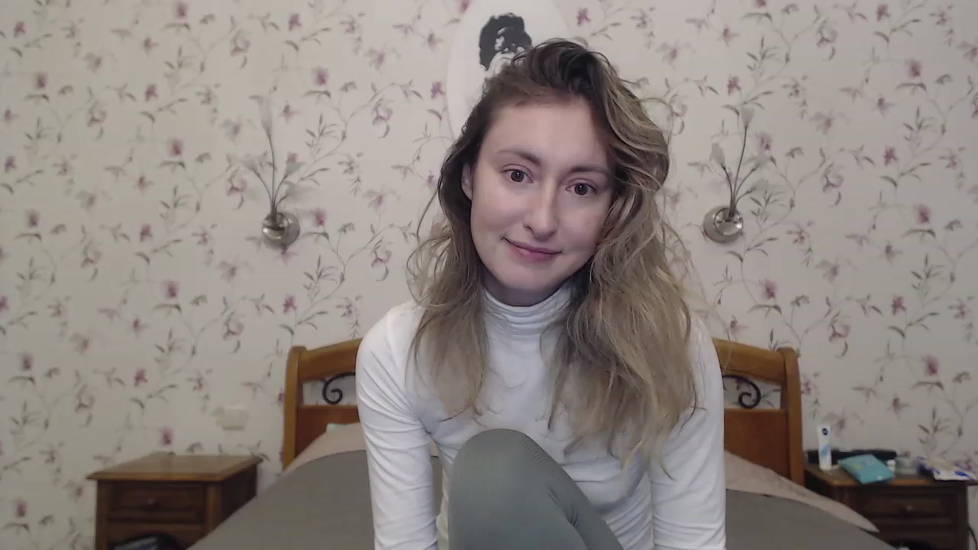 Gallery image thumbnail from Veronica_4u's myfreecams stream on, 04/28/2023, 16:03 image 6 of 20
