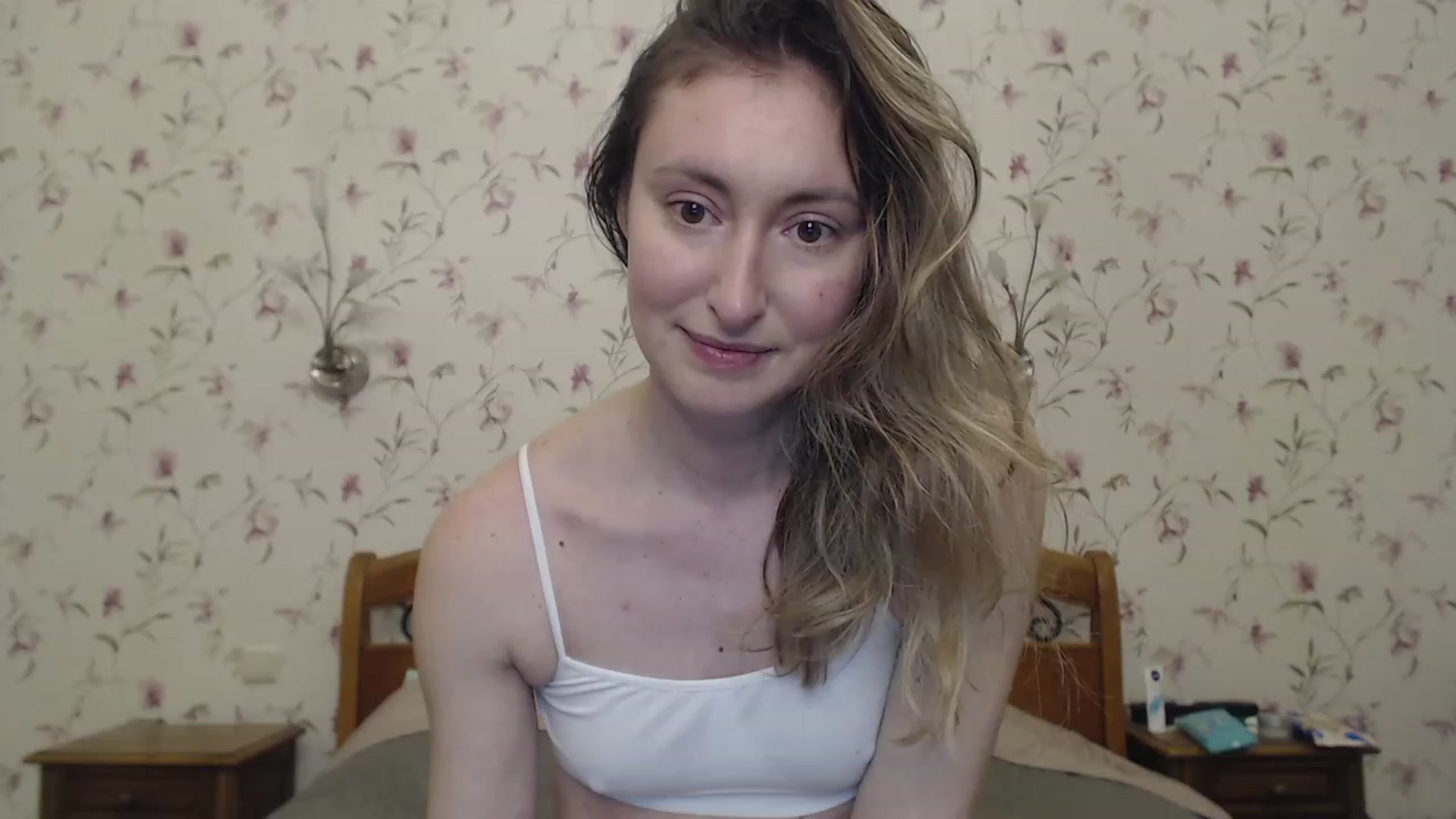 Gallery image thumbnail from Veronica_4u's myfreecams stream on, 04/28/2023, 16:36 image 18 of 20