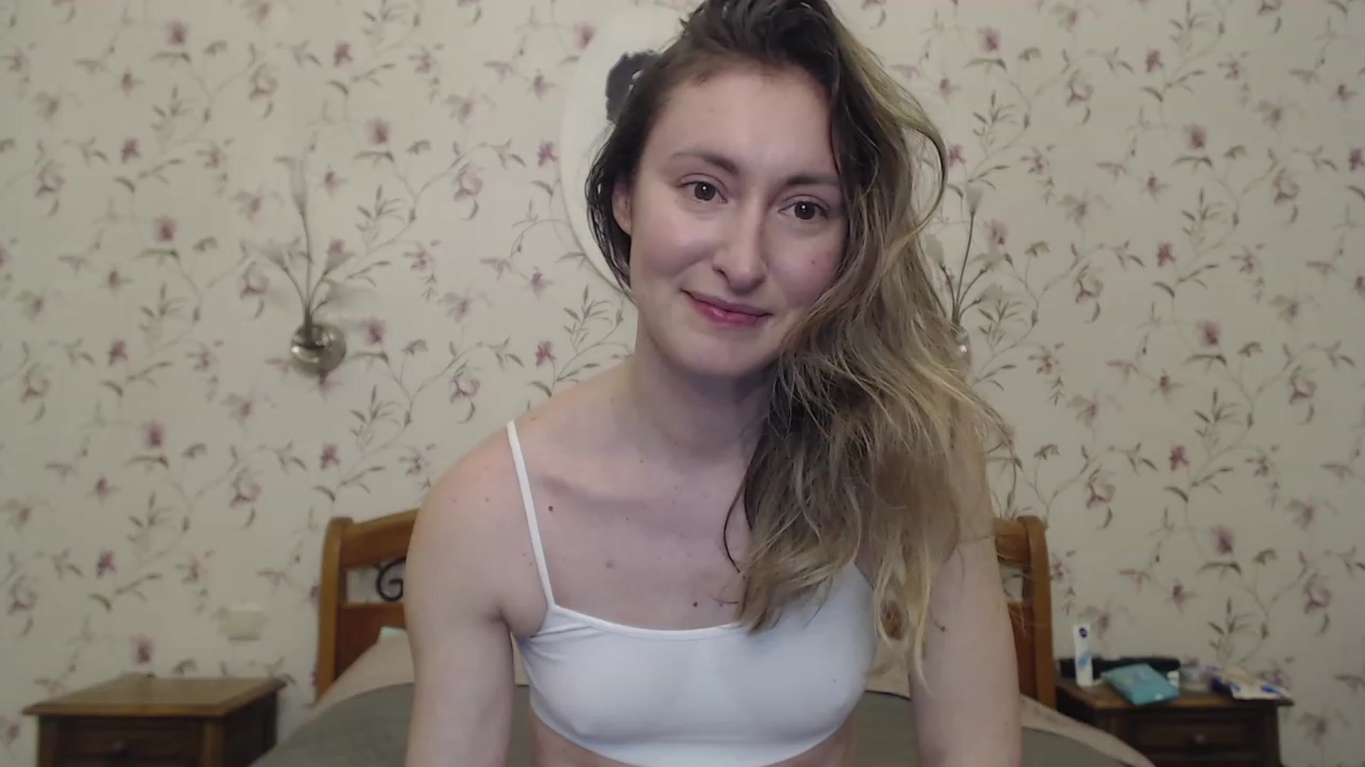 Gallery image thumbnail from Veronica_4u's myfreecams stream on, 04/28/2023, 16:36 image 20 of 20