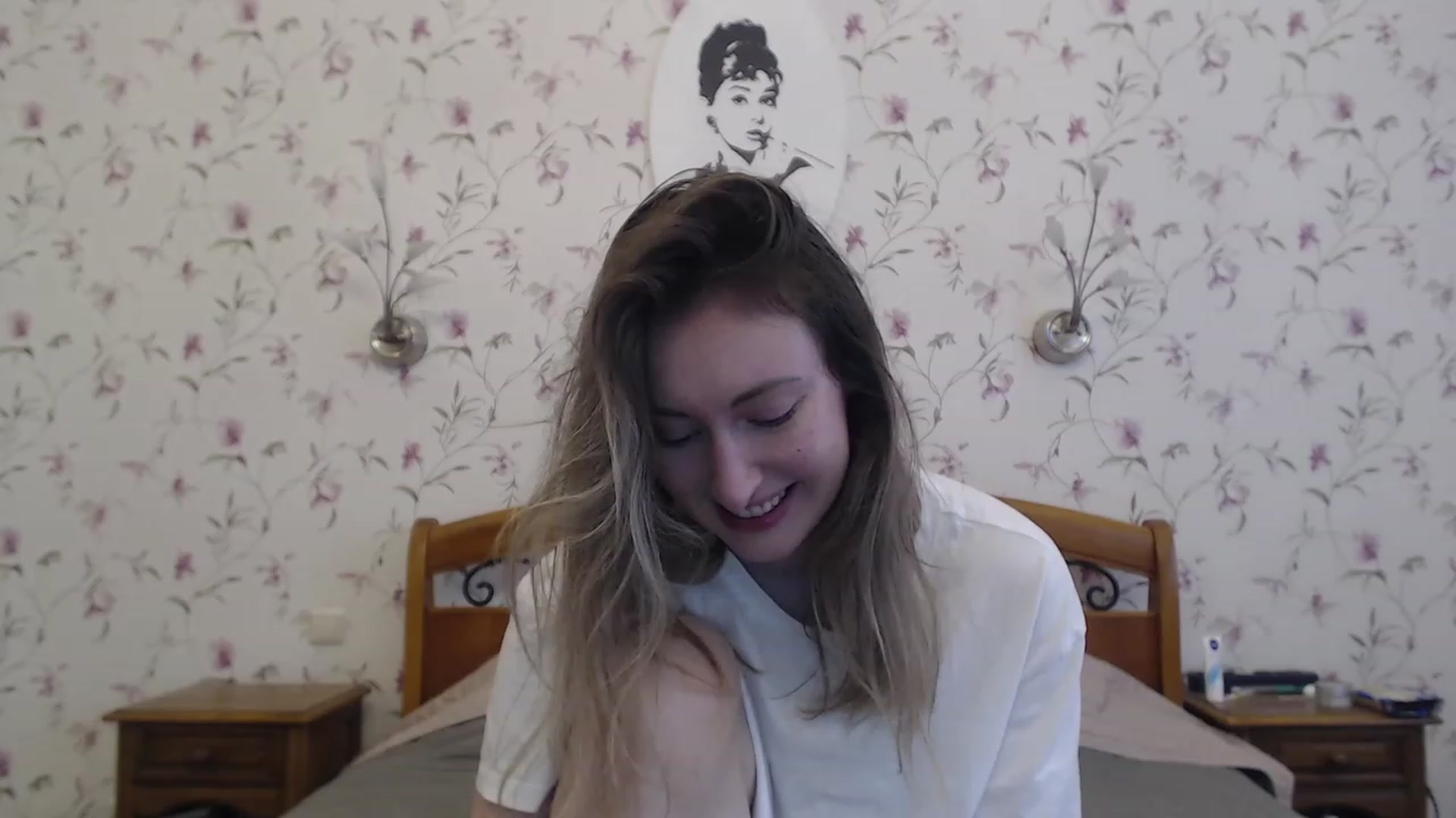 Gallery image thumbnail from Veronica_4u's myfreecams stream on, 04/30/2023, 08:33 image 16 of 20