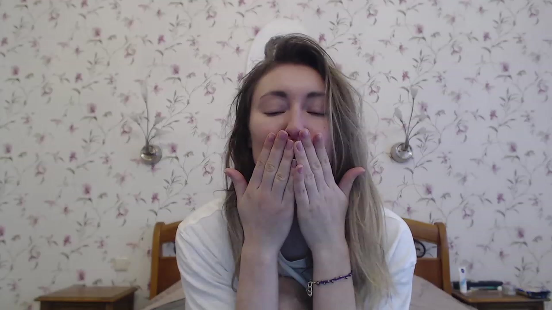 Gallery image thumbnail from Veronica_4u's myfreecams stream on, 04/30/2023, 08:33 image 12 of 20