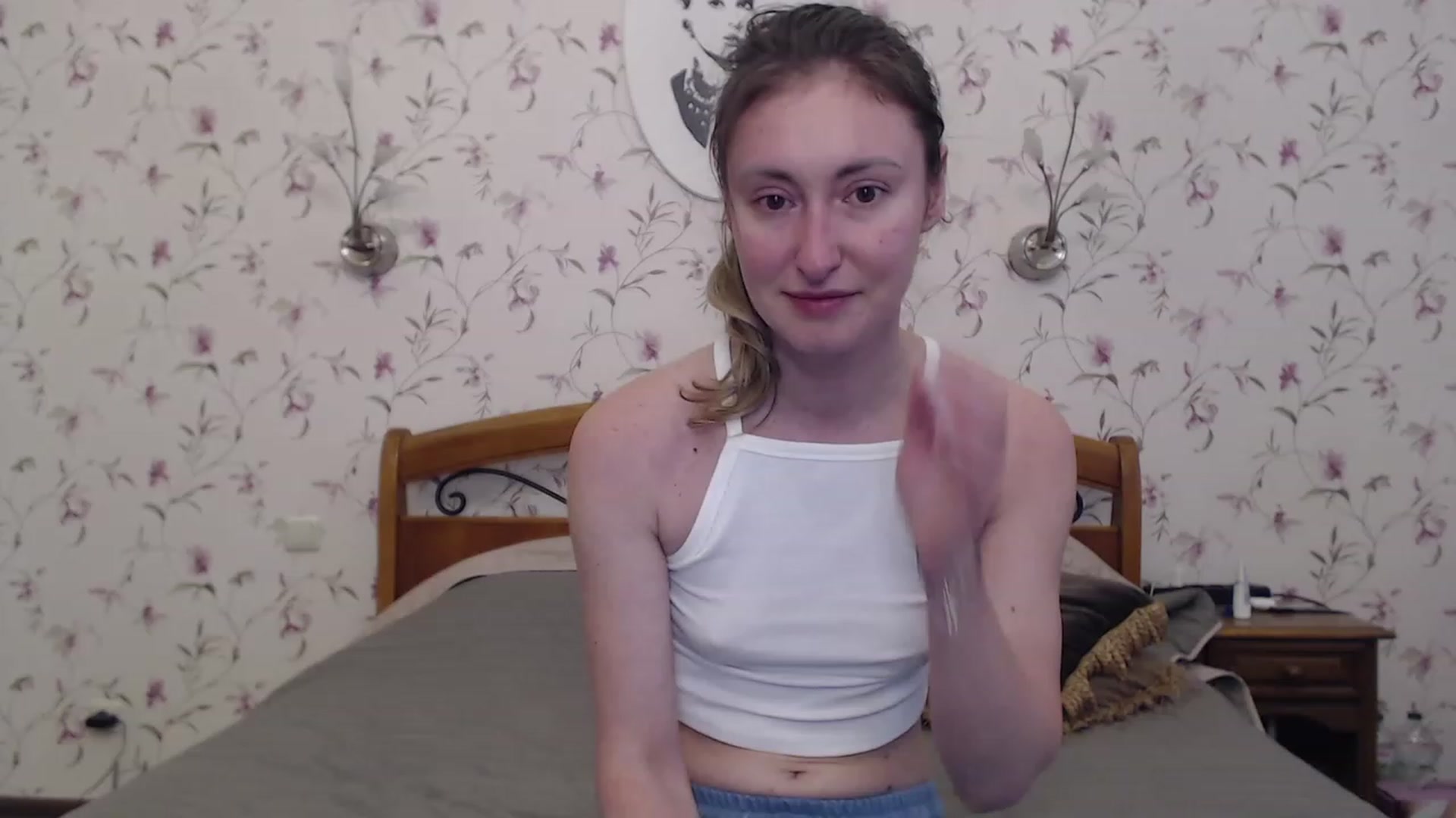 Gallery image thumbnail from Veronica_4u's myfreecams stream on, 05/16/2023, 16:25 image 2 of 20