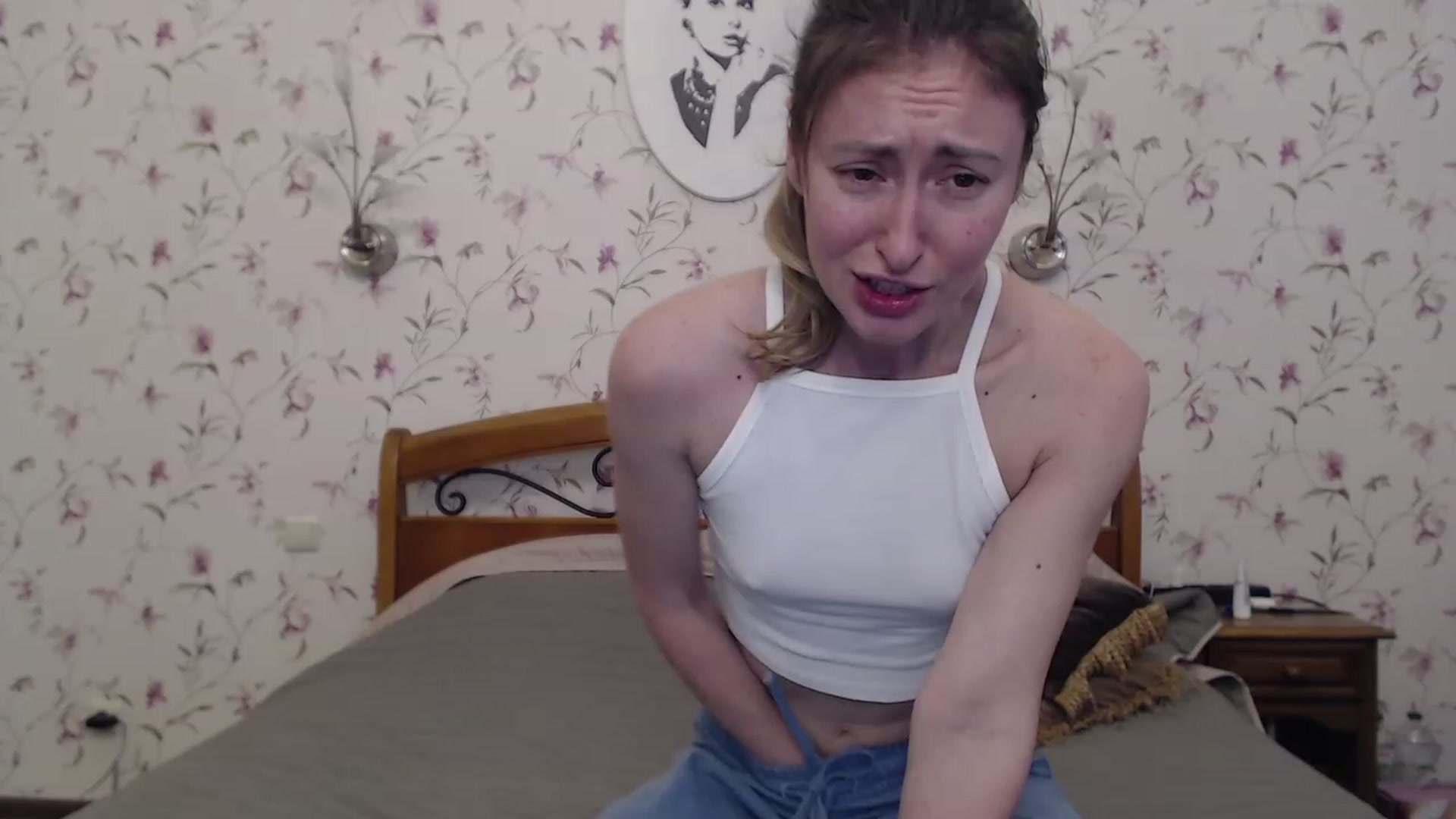Gallery image thumbnail from Veronica_4u's myfreecams stream on, 05/16/2023, 16:25 image 6 of 20