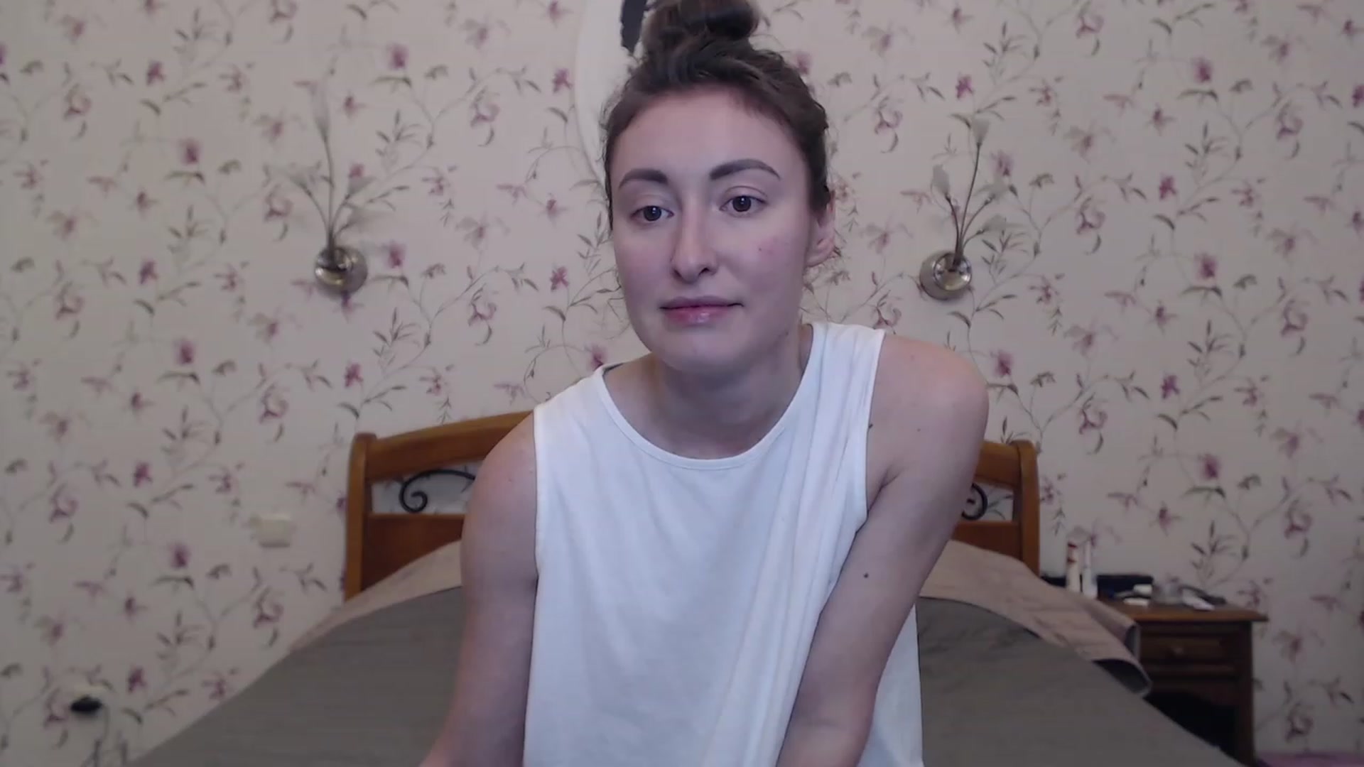 Gallery image thumbnail from Veronica_4u's myfreecams stream on, 05/22/2023, 16:13 image 17 of 20