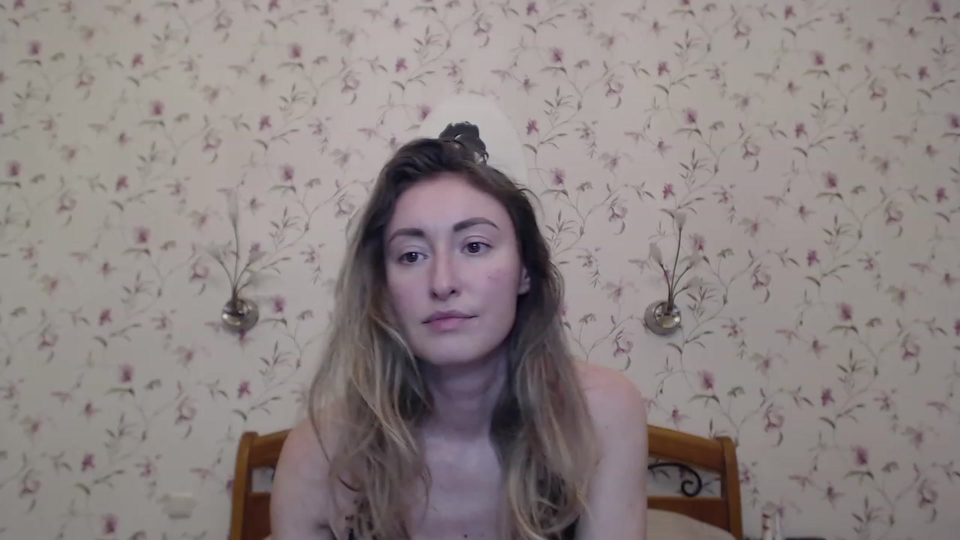 Gallery image thumbnail from Veronica_4u's myfreecams stream on, 05/22/2023, 17:00 image 12 of 20