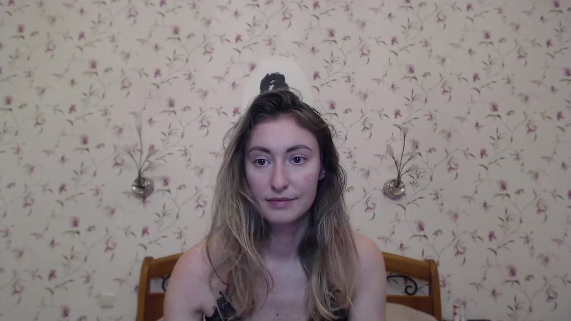 Gallery image thumbnail from Veronica_4u's myfreecams stream on, 05/22/2023, 17:00 image 14 of 20