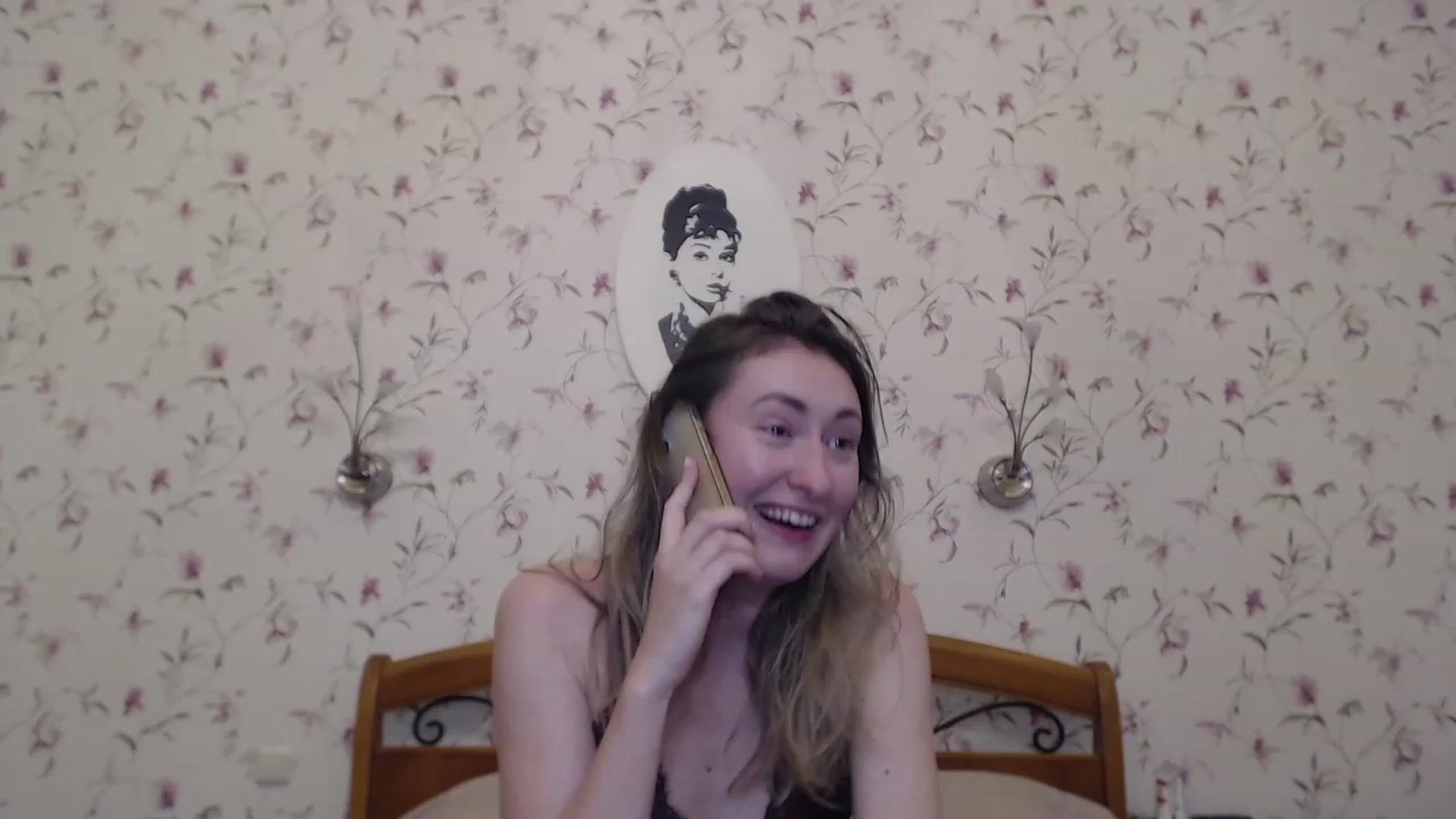 Gallery image thumbnail from Veronica_4u's myfreecams stream on, 05/22/2023, 17:00 image 3 of 20