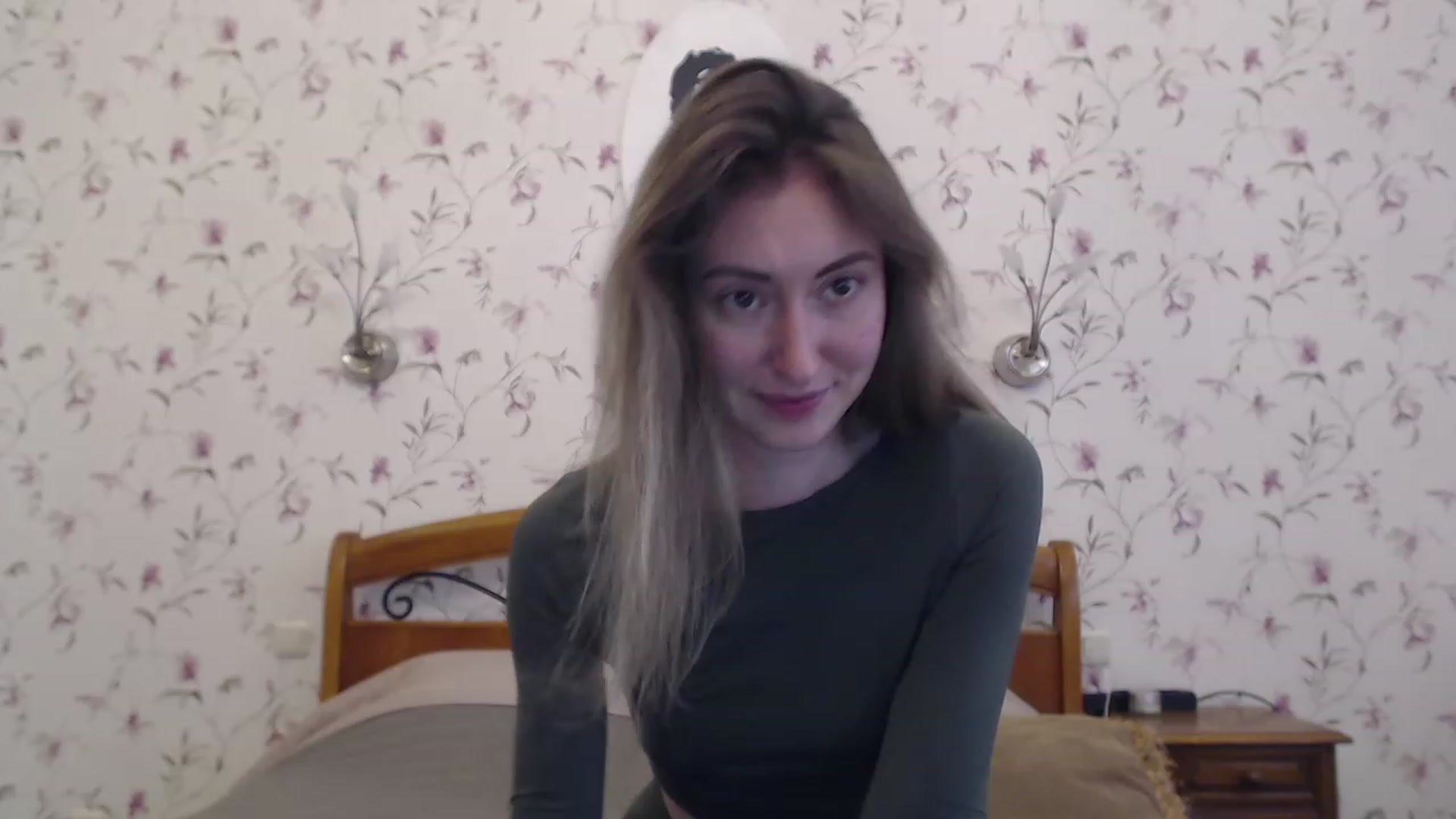 Gallery image thumbnail from Veronica_4u's myfreecams stream on, 05/25/2023, 17:06 image 14 of 20