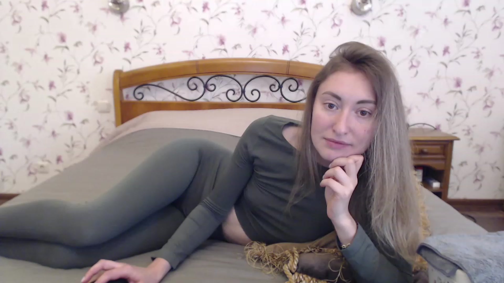 Gallery image thumbnail from Veronica_4u's myfreecams stream on, 05/25/2023, 17:06 image 12 of 20