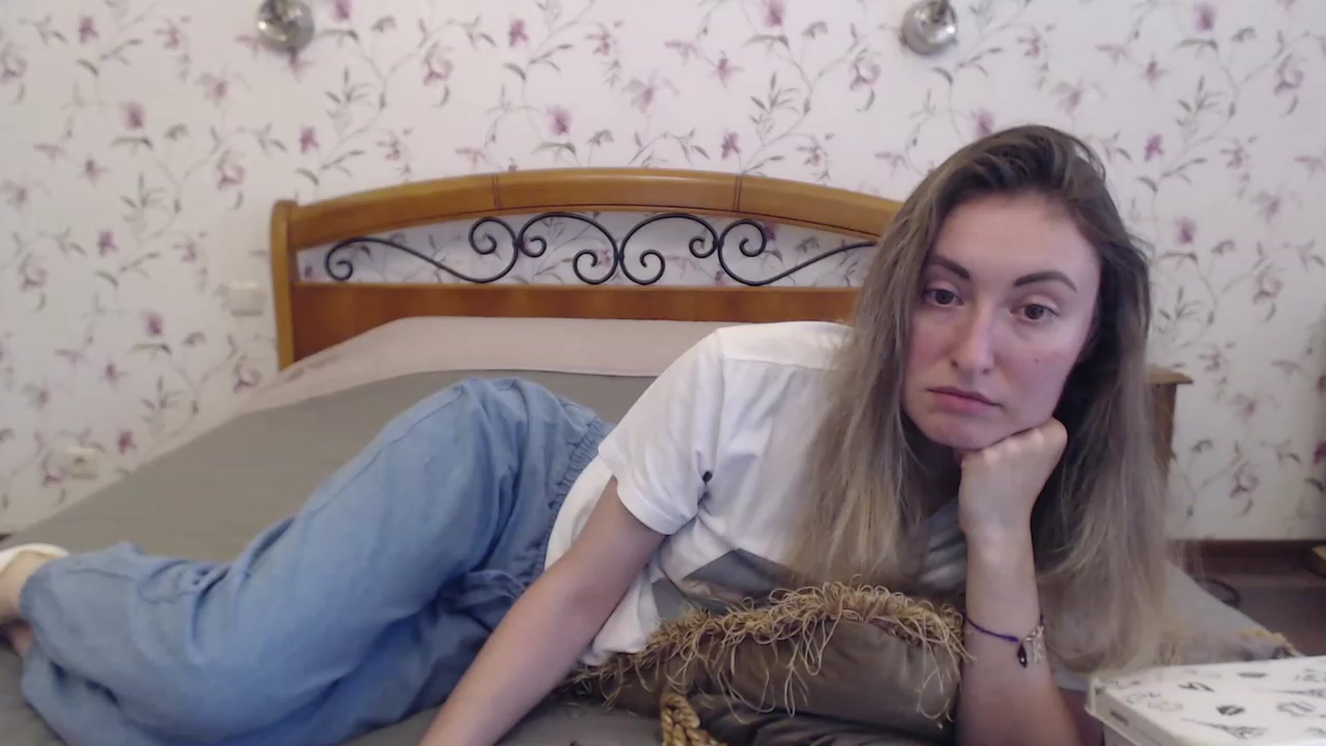 Gallery image thumbnail from Veronica_4u's myfreecams stream on, 05/26/2023, 16:44 image 15 of 20