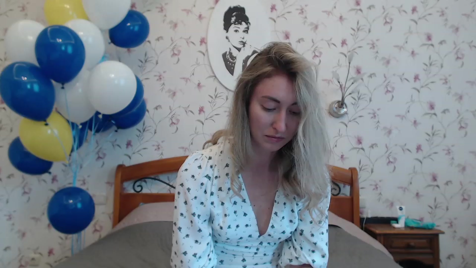 Gallery image thumbnail from Veronica_4u's myfreecams stream on, 06/06/2023, 05:46 image 16 of 20