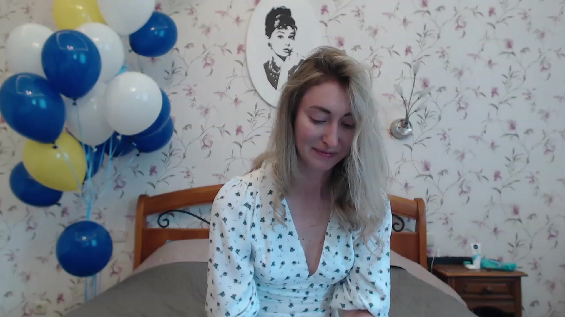Gallery image thumbnail from Veronica_4u's myfreecams stream on, 06/06/2023, 05:46 image 14 of 20