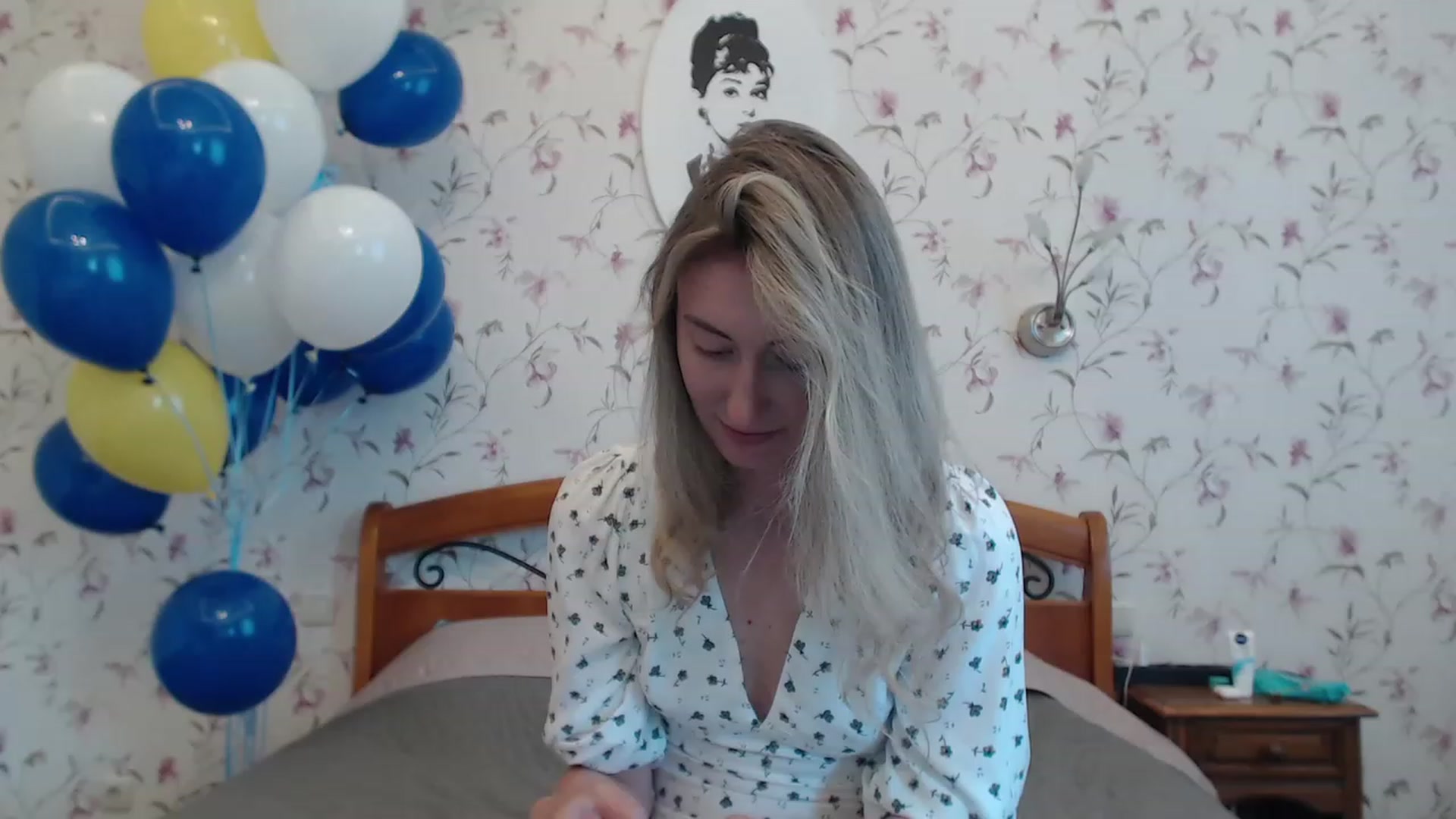 Gallery image thumbnail from Veronica_4u's myfreecams stream on, 06/06/2023, 05:46 image 2 of 20