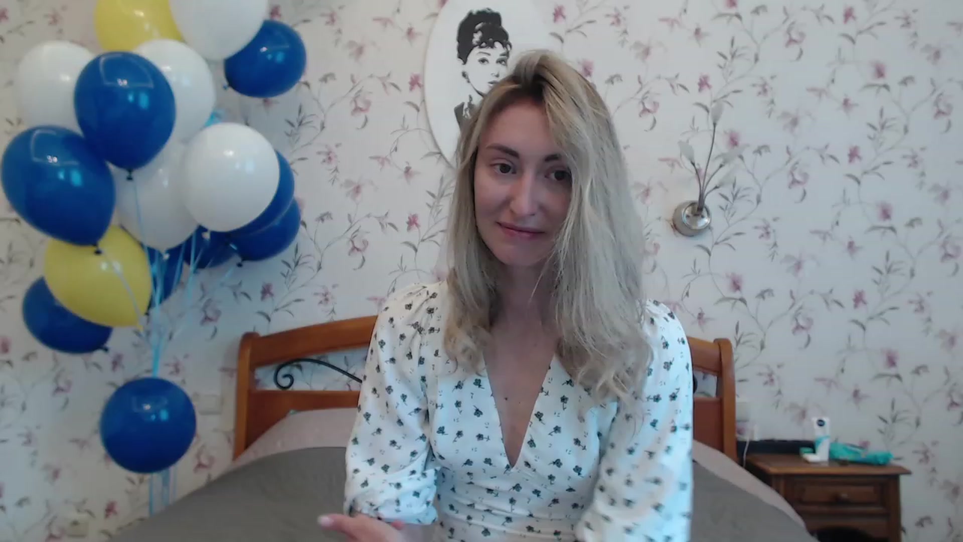 Gallery image thumbnail from Veronica_4u's myfreecams stream on, 06/06/2023, 05:46 image 6 of 20