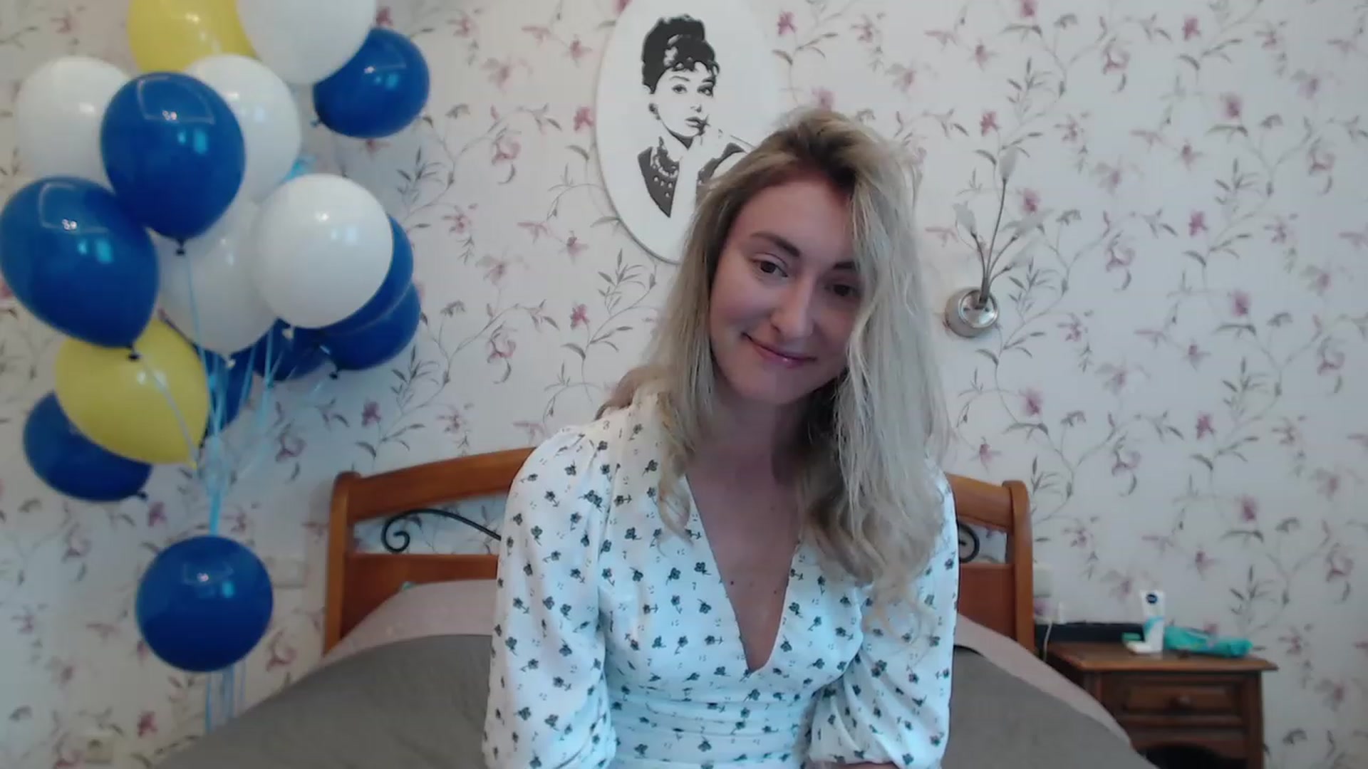 Gallery image thumbnail from Veronica_4u's myfreecams stream on, 06/06/2023, 05:46 image 15 of 20