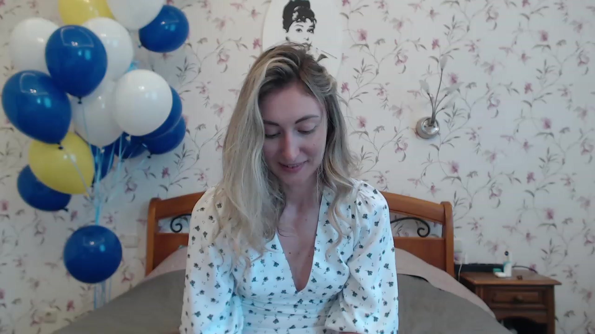 Gallery image thumbnail from Veronica_4u's myfreecams stream on, 06/06/2023, 07:42 image 11 of 20