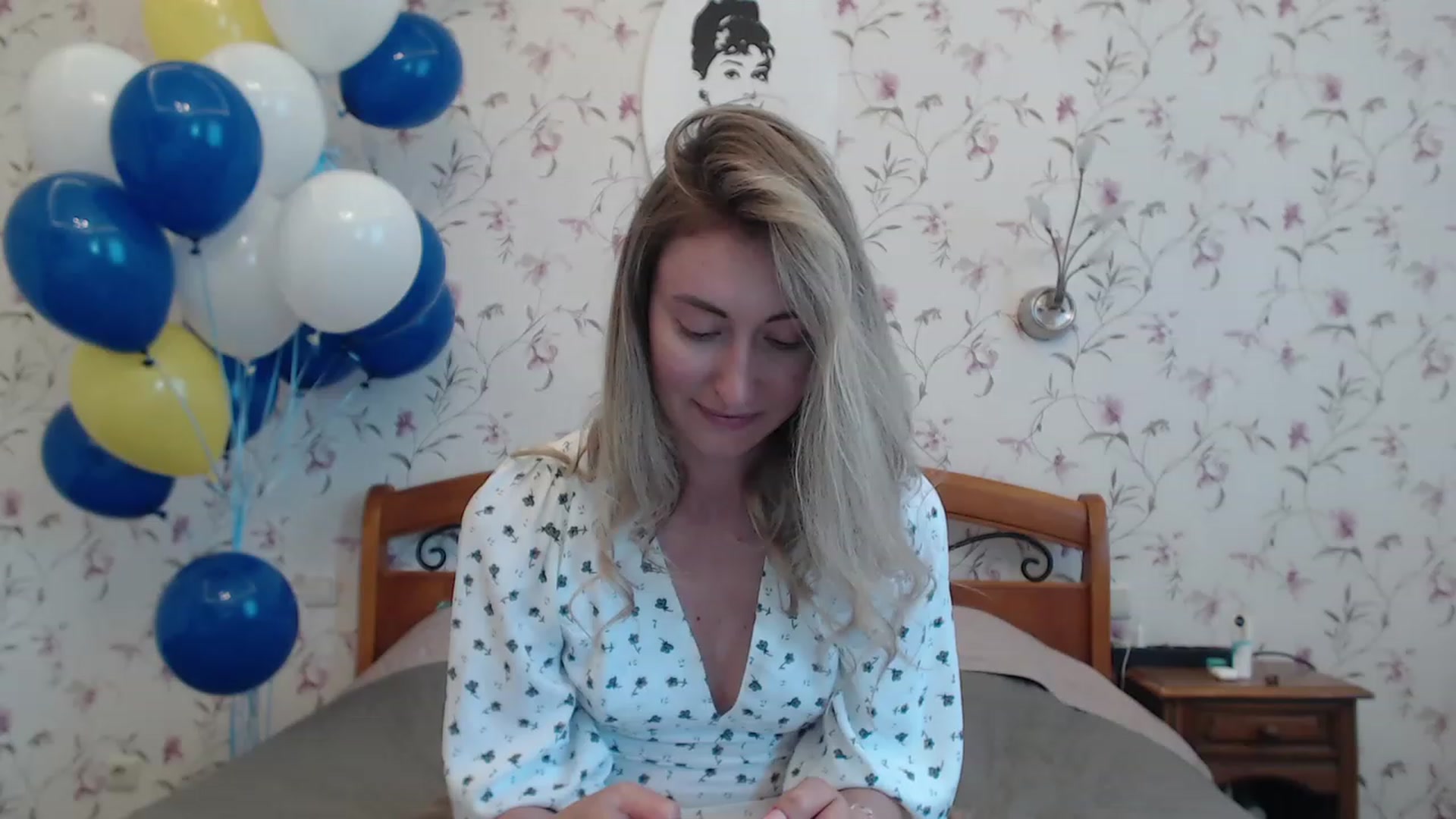 Gallery image thumbnail from Veronica_4u's myfreecams stream on, 06/06/2023, 07:42 image 5 of 20