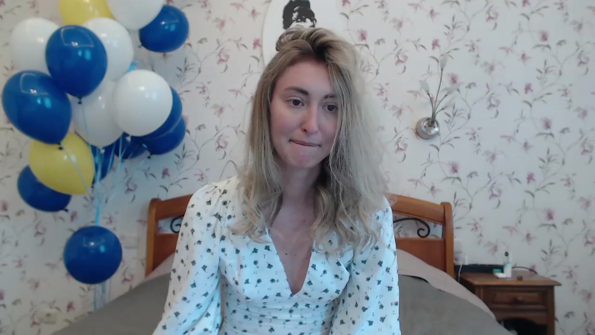 Gallery image thumbnail from Veronica_4u's myfreecams stream on, 06/06/2023, 07:42 image 18 of 20