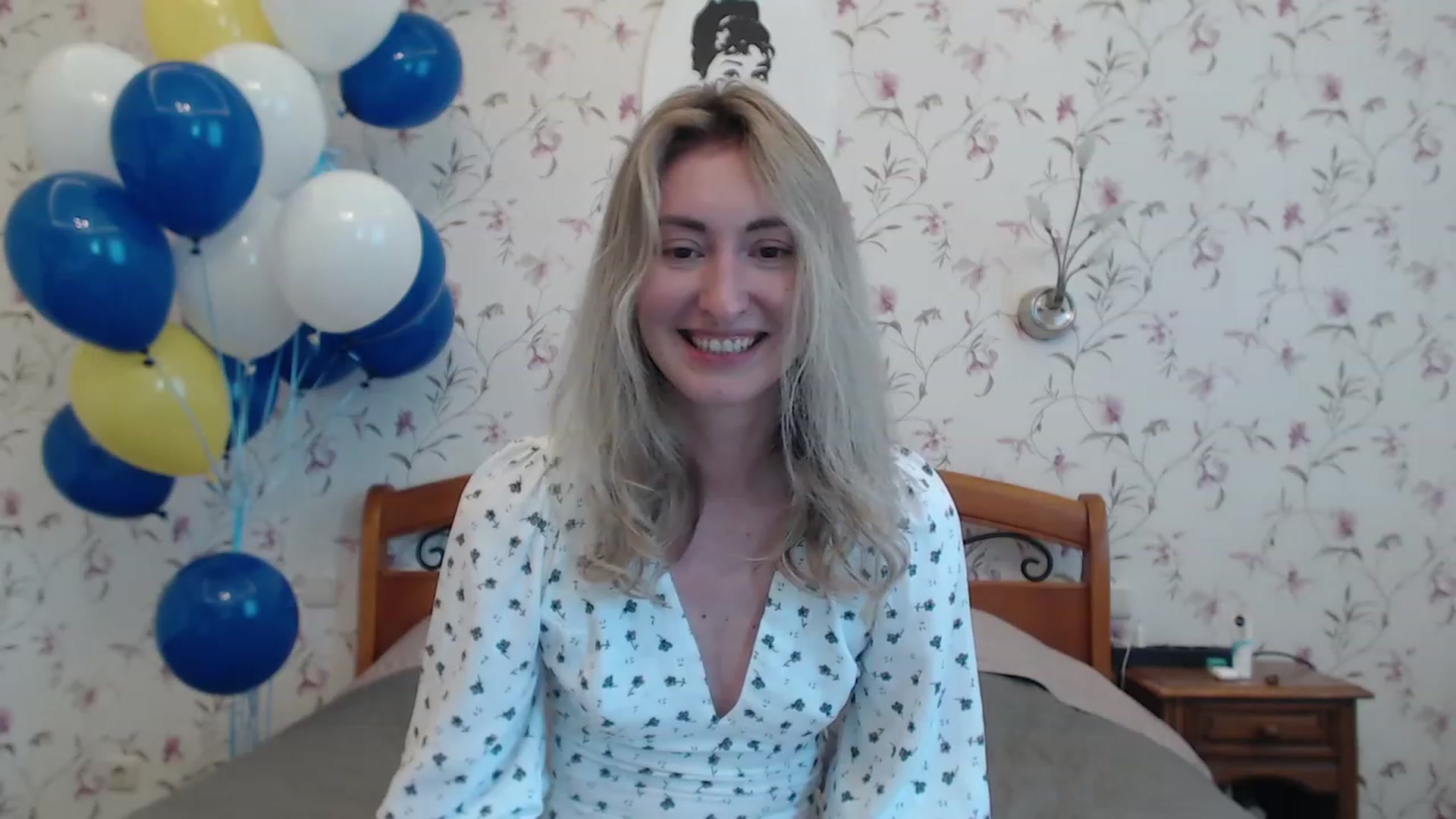 Gallery image thumbnail from Veronica_4u's myfreecams stream on, 06/06/2023, 07:42 image 17 of 20