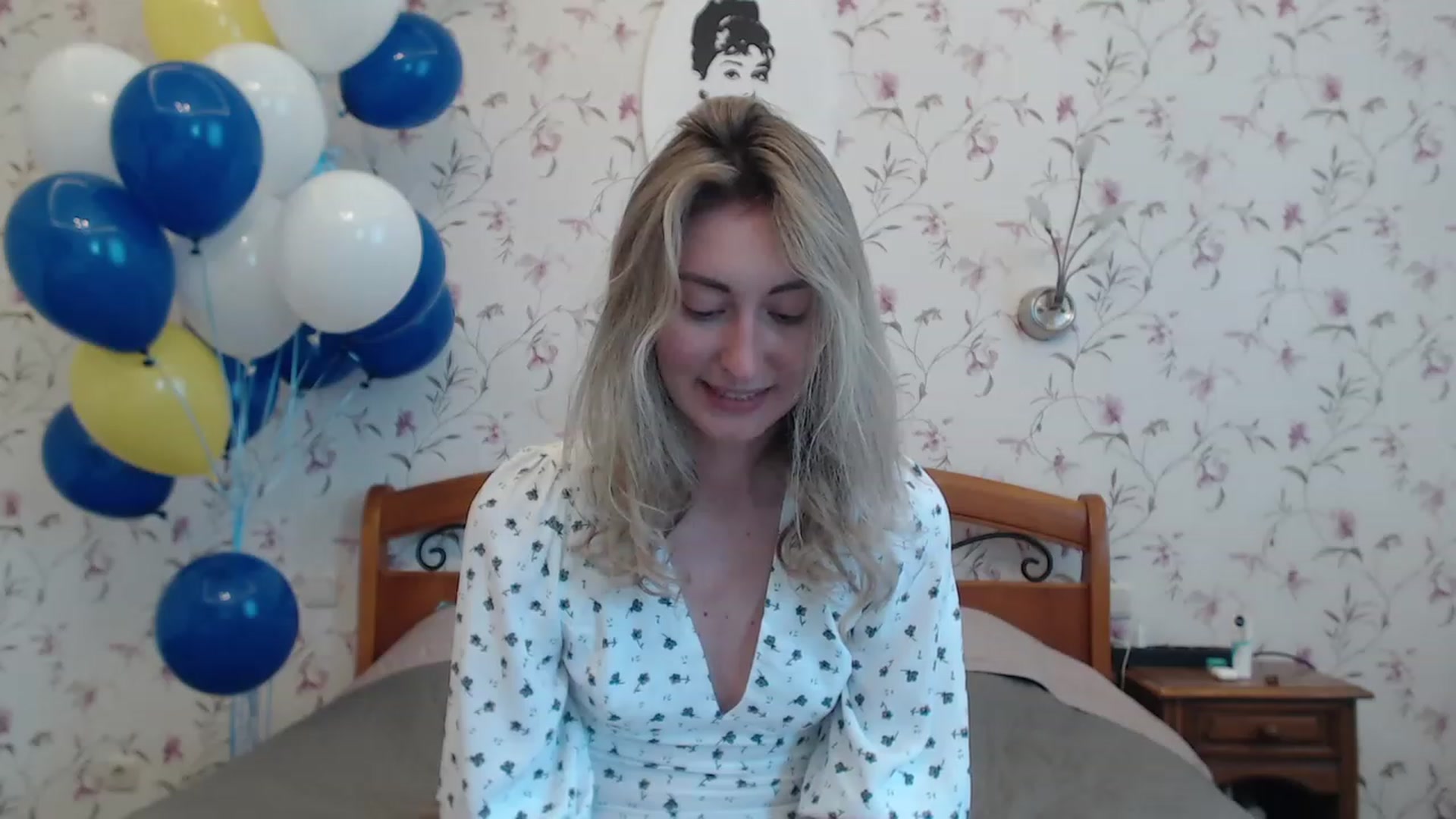 Gallery image thumbnail from Veronica_4u's myfreecams stream on, 06/06/2023, 07:42 image 14 of 20