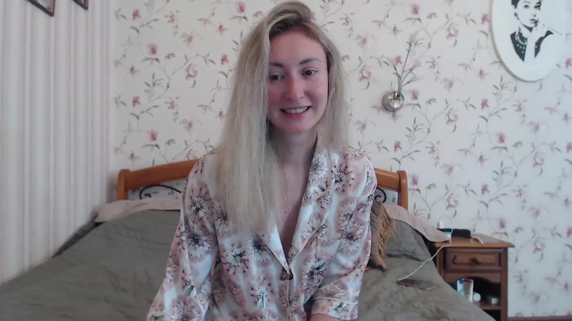 Gallery image thumbnail from Veronica_4u's myfreecams stream on, 06/11/2023, 06:16 image 12 of 20