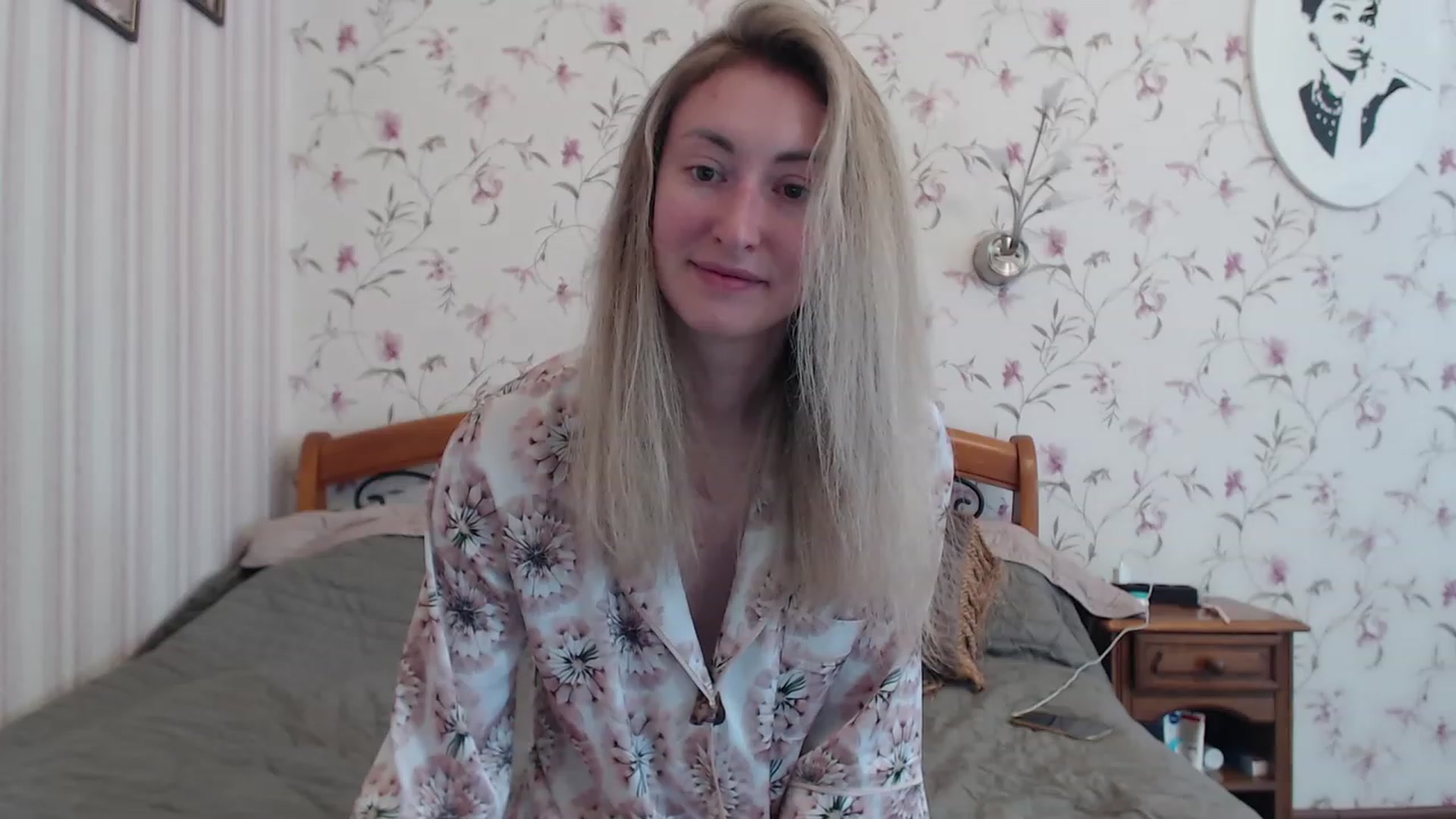 Gallery image thumbnail from Veronica_4u's myfreecams stream on, 06/11/2023, 06:16 image 5 of 20