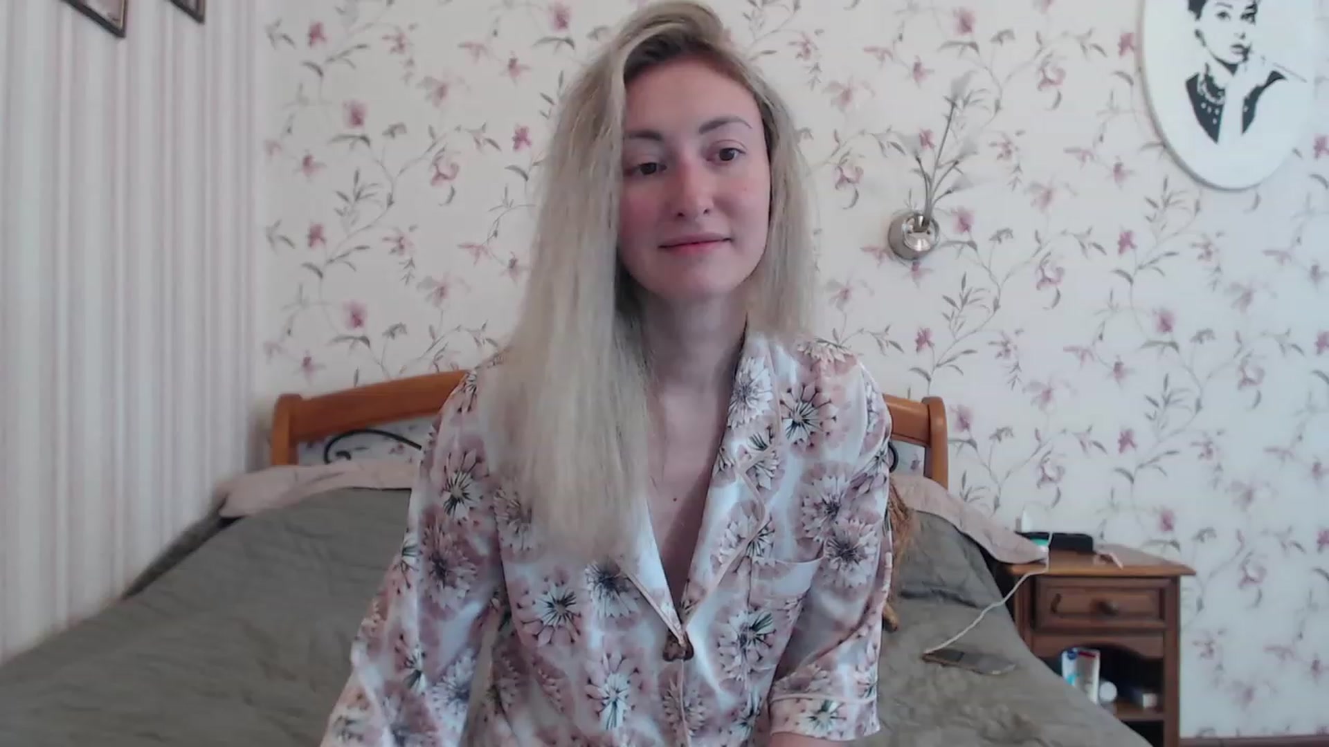 Gallery image thumbnail from Veronica_4u's myfreecams stream on, 06/11/2023, 06:16 image 11 of 20