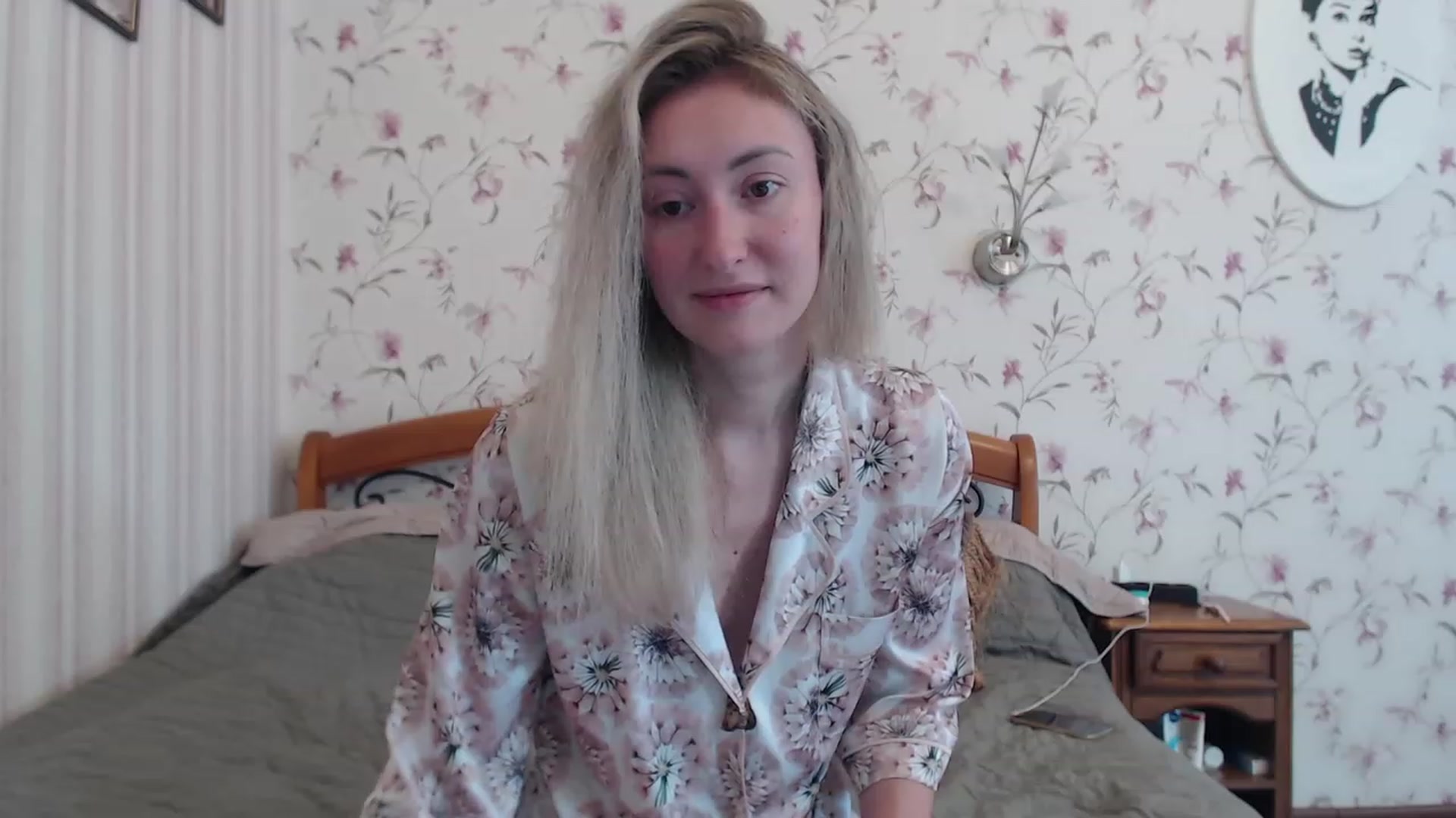 Gallery image thumbnail from Veronica_4u's myfreecams stream on, 06/11/2023, 06:16 image 10 of 20
