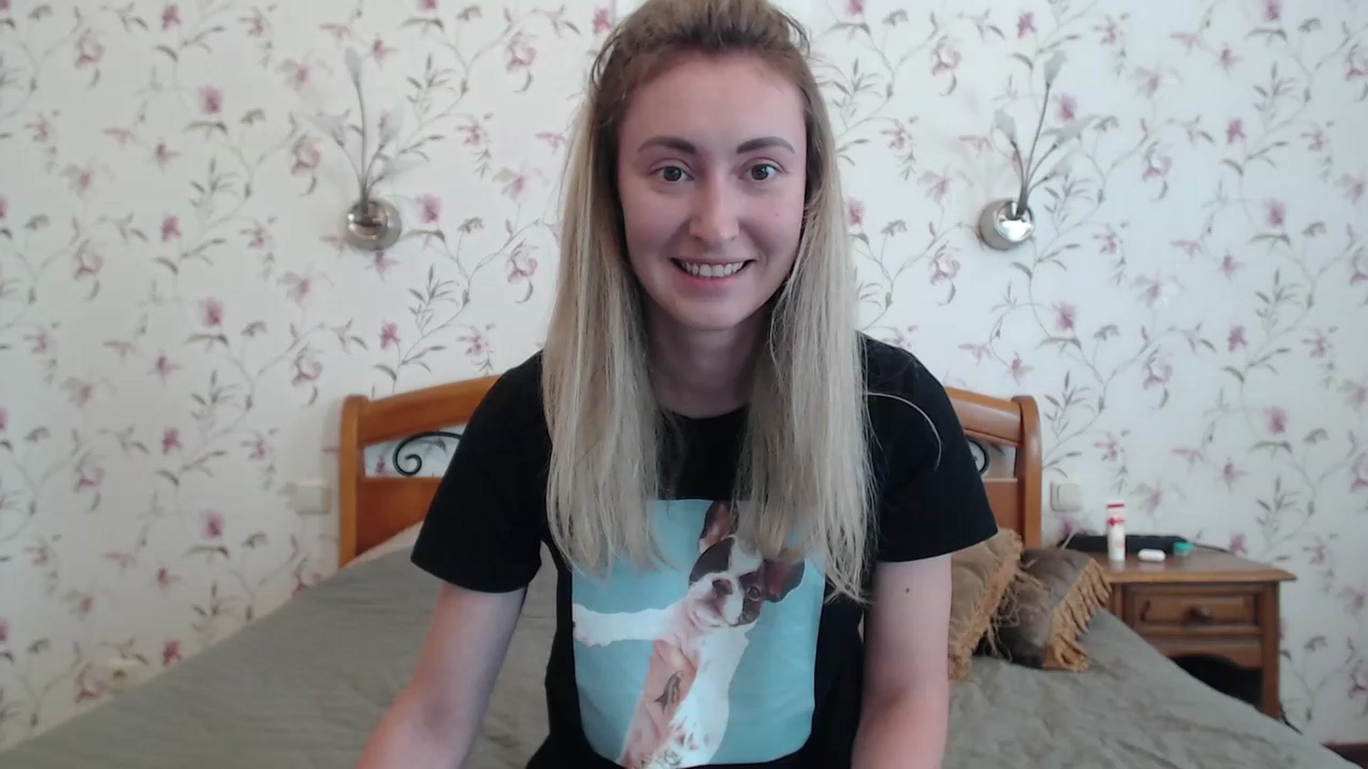 Gallery image thumbnail from Veronica_4u's myfreecams stream on, 06/14/2023, 15:25 image 11 of 20