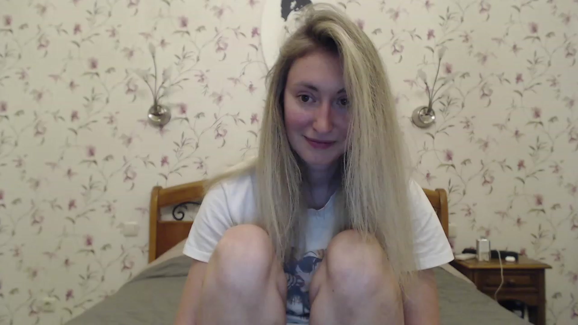 Gallery image thumbnail from Veronica_4u's myfreecams stream on, 06/27/2023, 18:15 image 19 of 20