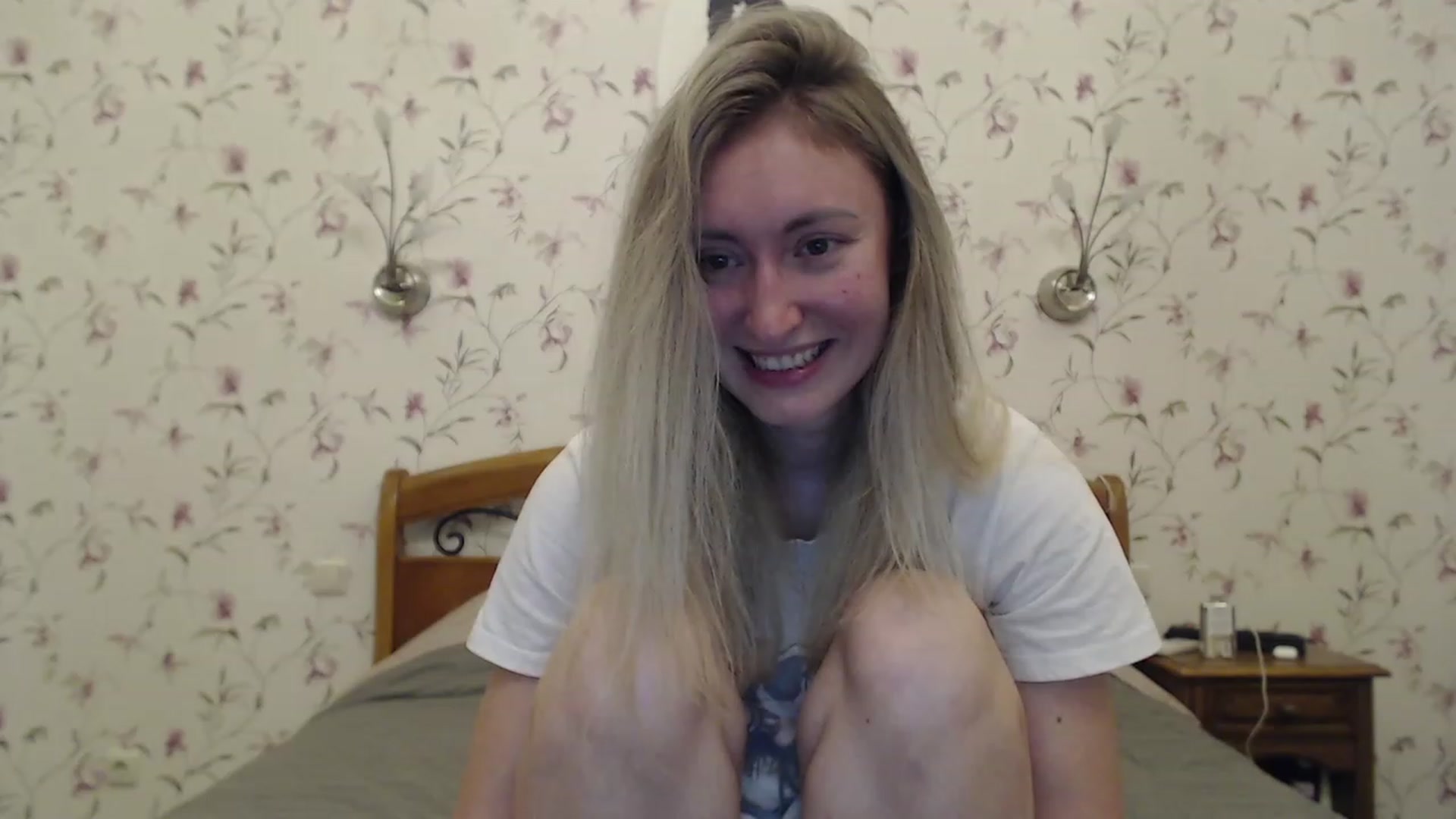Gallery image thumbnail from Veronica_4u's myfreecams stream on, 06/27/2023, 18:15 image 11 of 20