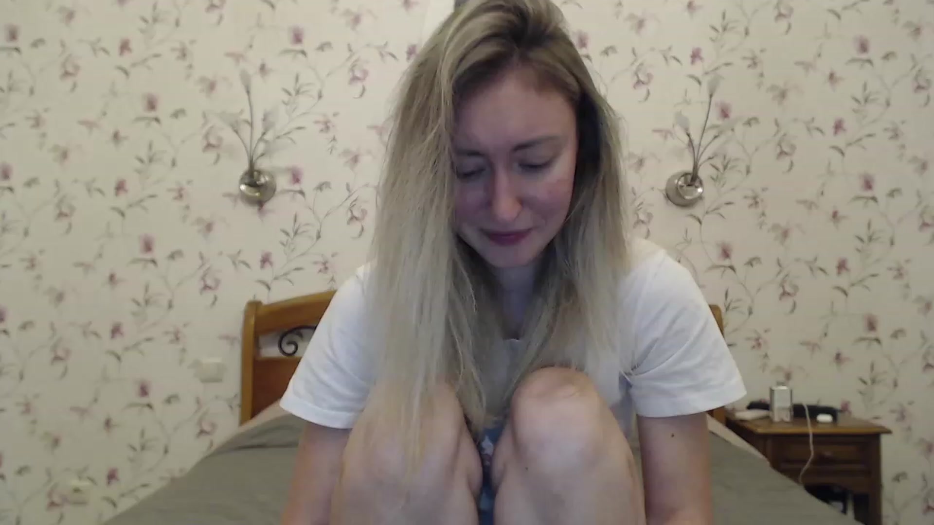 Gallery image thumbnail from Veronica_4u's myfreecams stream on, 06/27/2023, 18:15 image 5 of 20