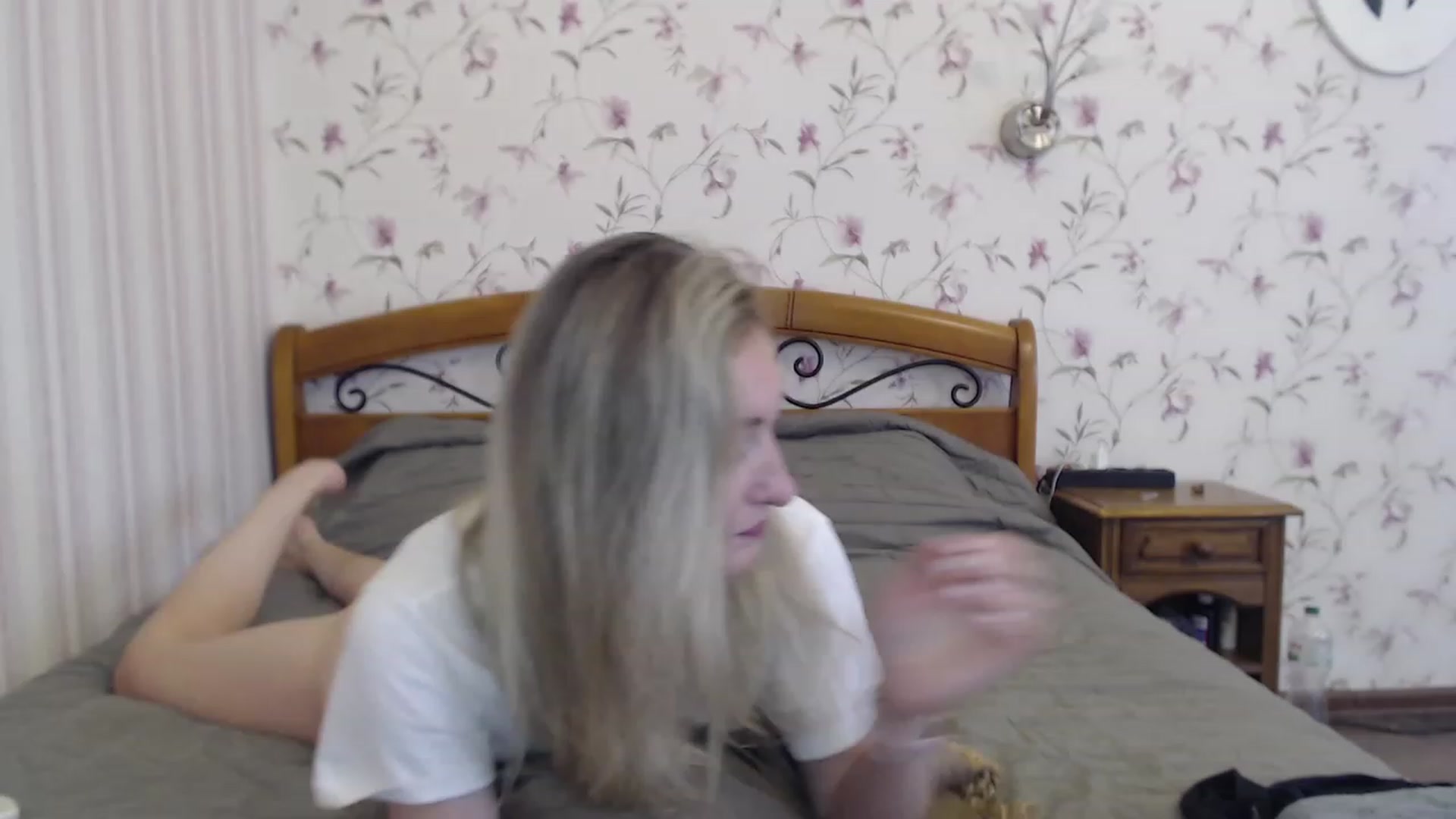 Gallery image thumbnail from Veronica_4u's myfreecams stream on, 07/03/2023, 17:16 image 9 of 20