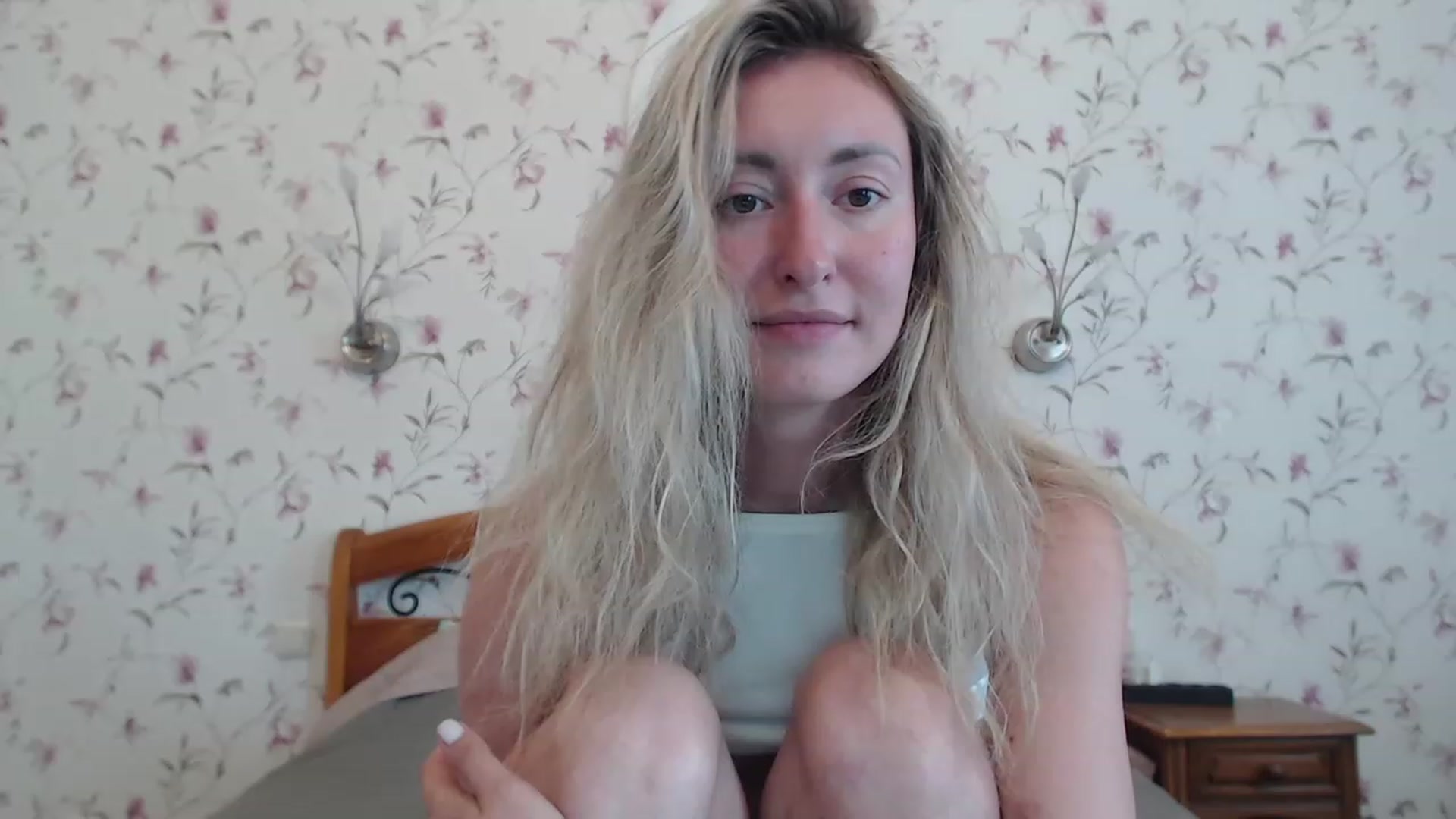Gallery image thumbnail from Veronica_4u's myfreecams stream on, 07/08/2023, 12:12 image 10 of 20
