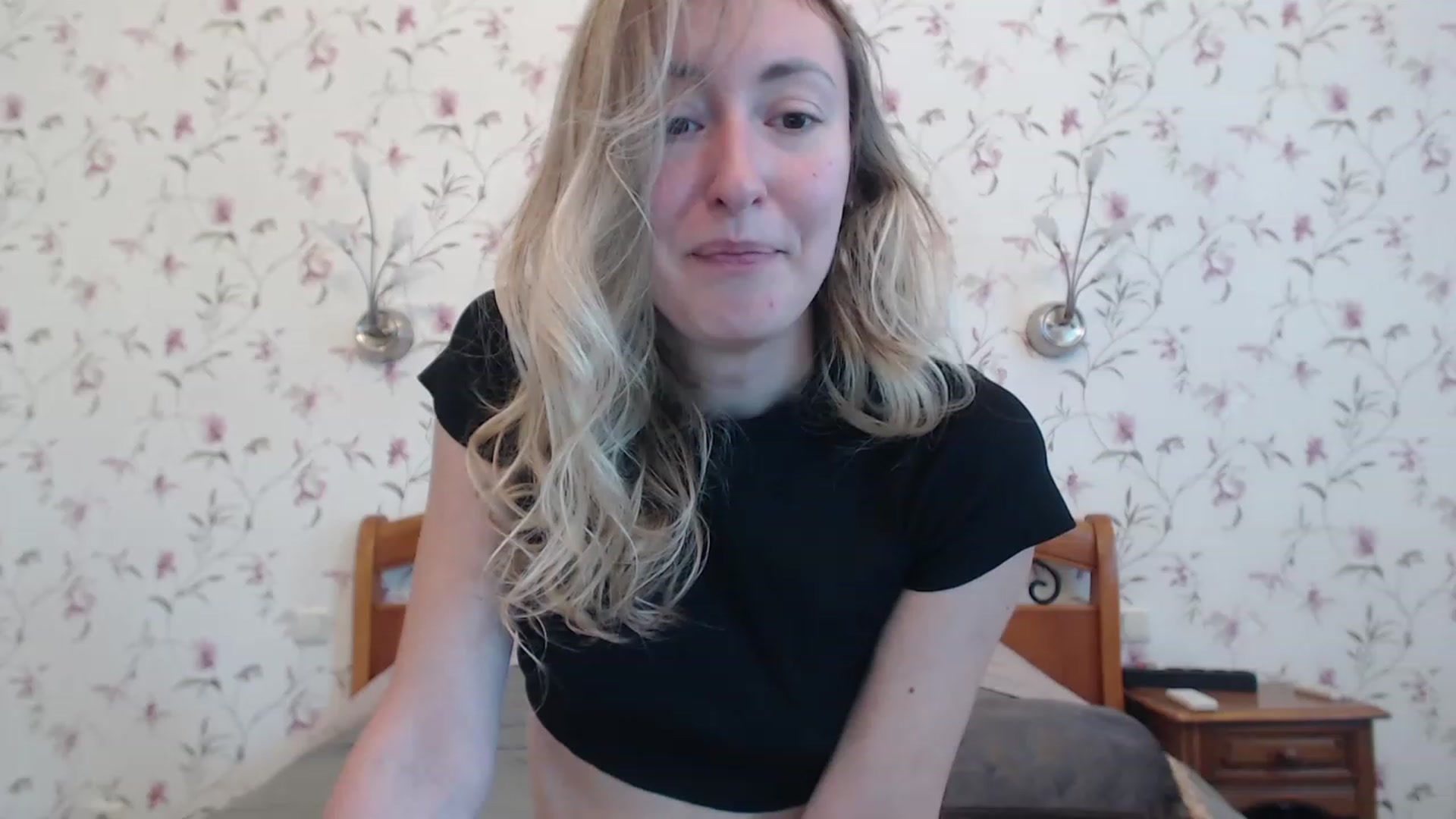 Gallery image thumbnail from Veronica_4u's myfreecams stream on, 07/17/2023, 06:54 image 14 of 20