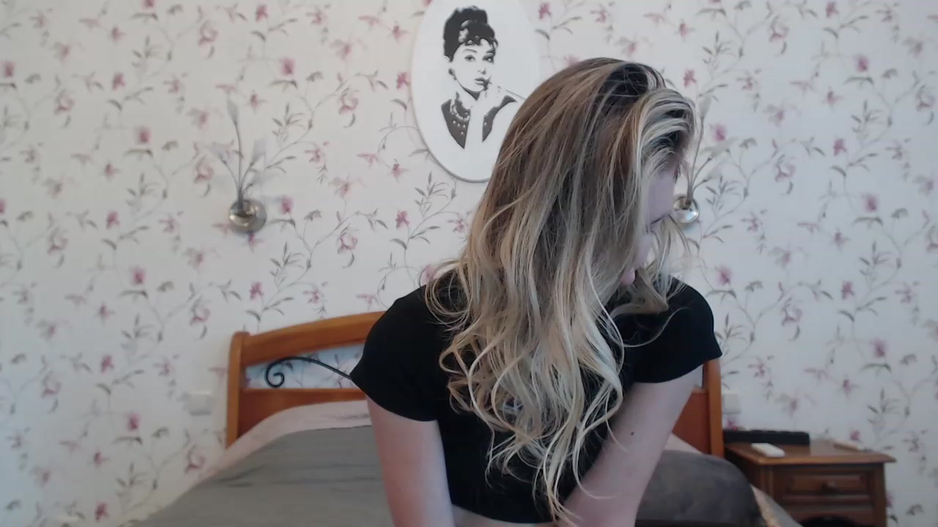Gallery image thumbnail from Veronica_4u's myfreecams stream on, 07/17/2023, 06:54 image 5 of 20