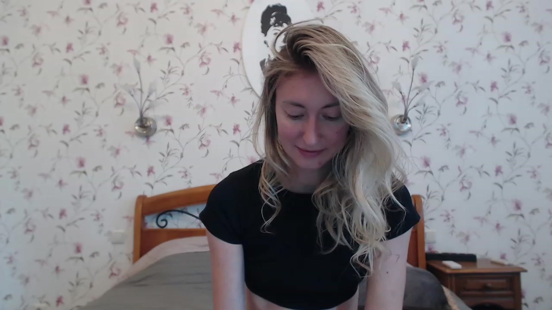 Gallery image thumbnail from Veronica_4u's myfreecams stream on, 07/17/2023, 06:54 image 6 of 20